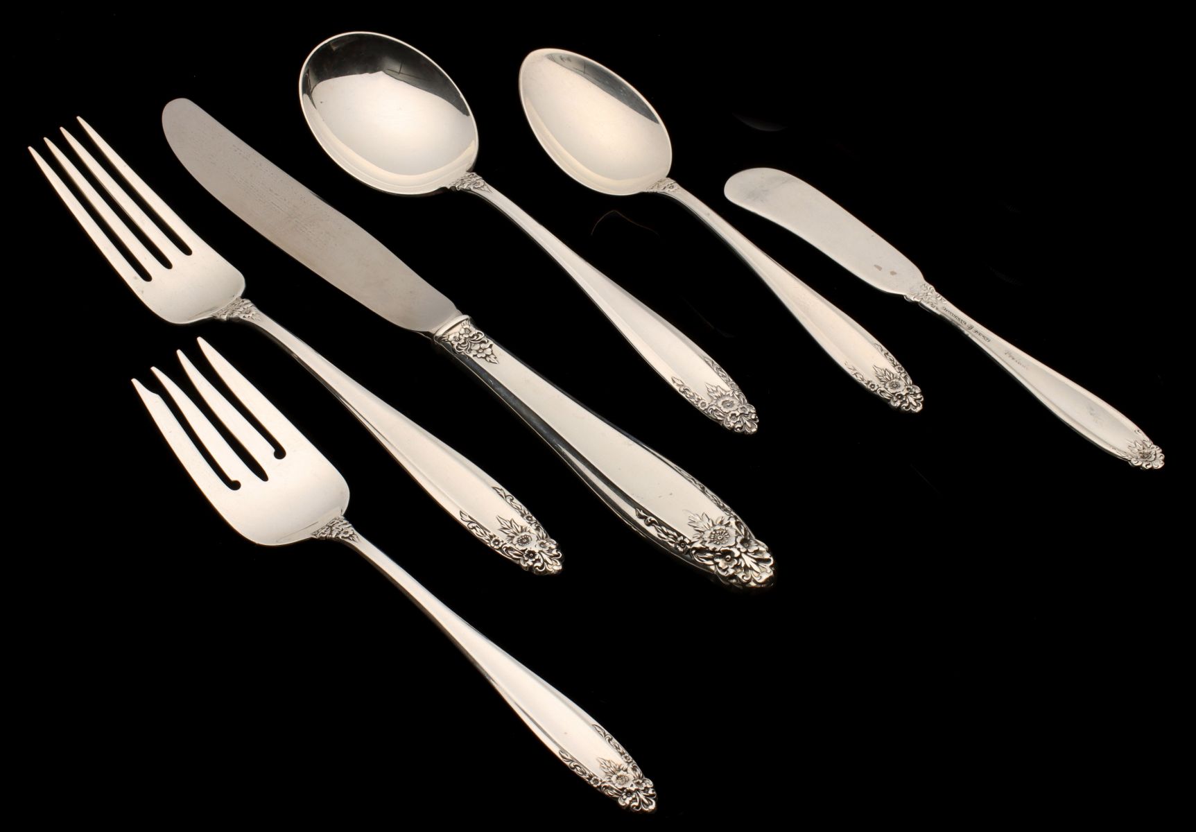 INTERNATIONAL 'PRELUDE' PATTERN STERLING FLATWARE