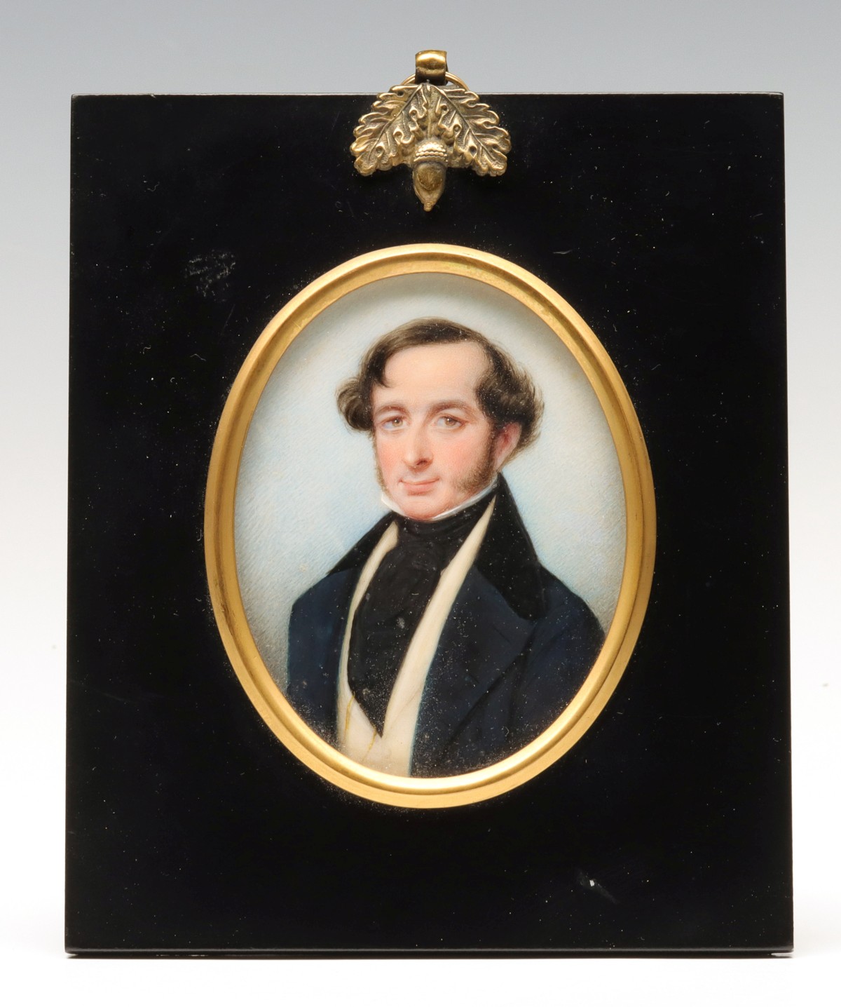 FINE 19TH C. MINIATURE PORTRAIT OF A GENTLEMAN