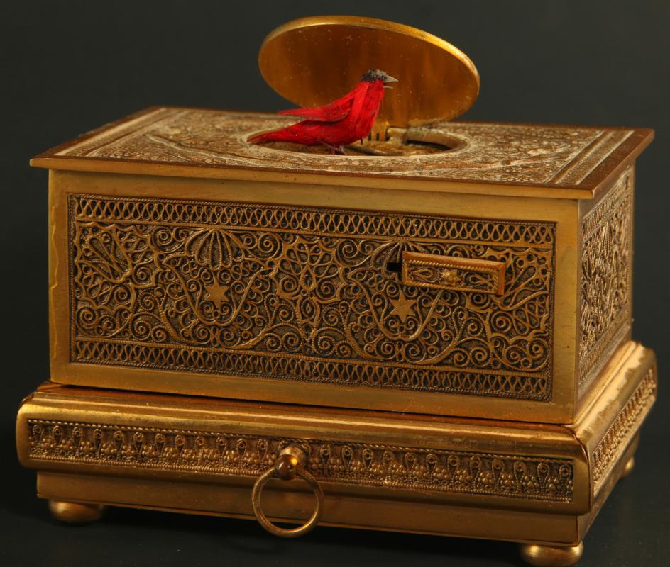 A KARL GRIESBAUM SINGING BIRD MUSIC BOX