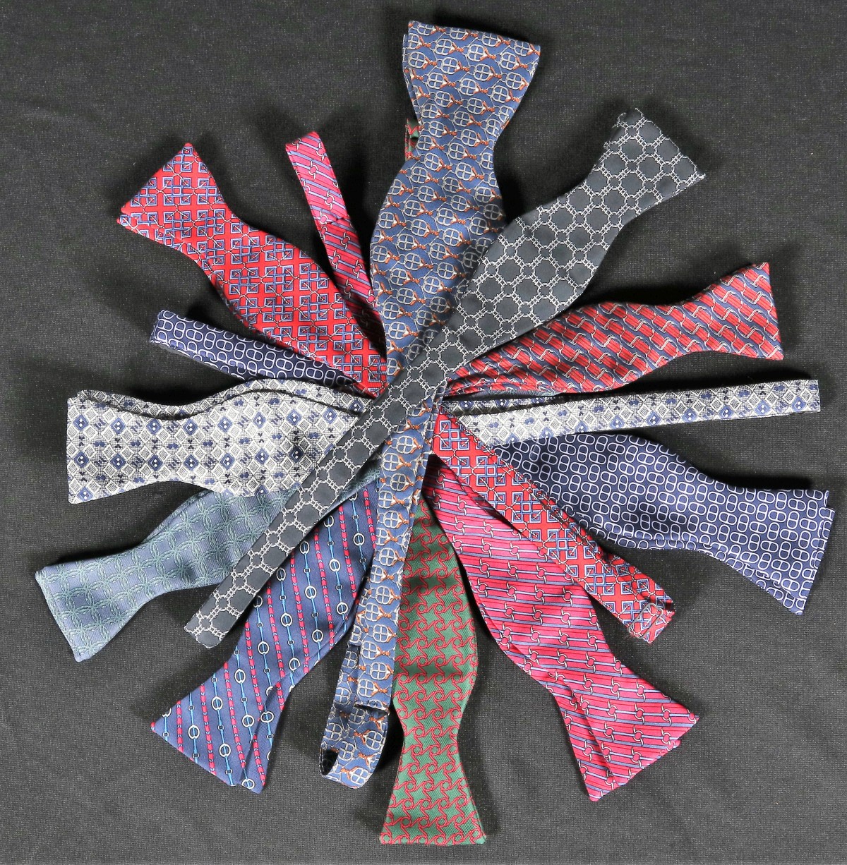 A COLLECTION OF HERMES MEN'S SILK BOW TIES