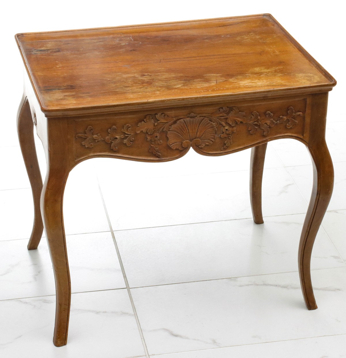 A 20TH C. ITALIAN CARVED FRUITWOOD SIDE TABLE