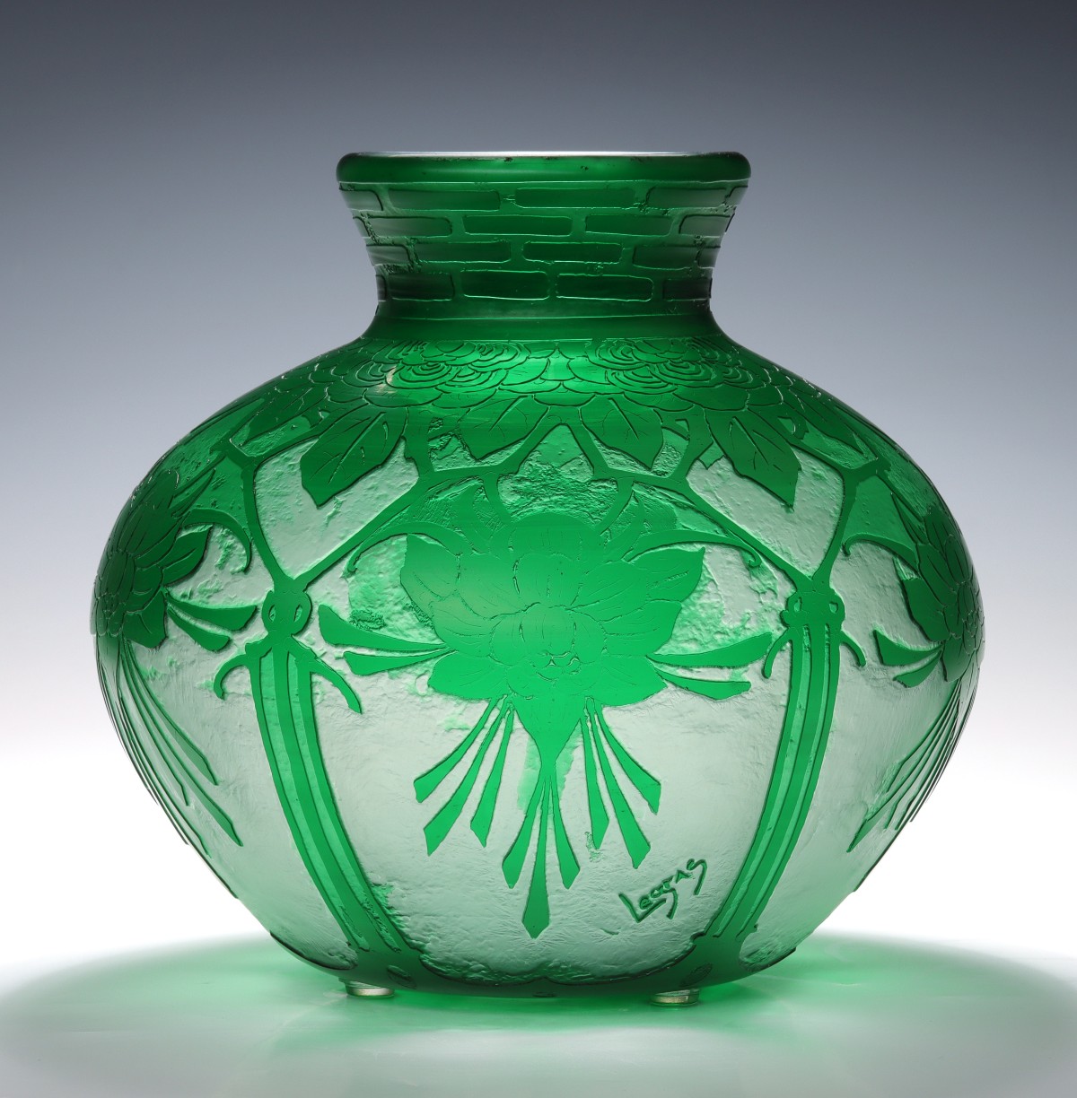 A FRENCH ART DECO CAMEO GLASS VASE SIGNED LEGRAS