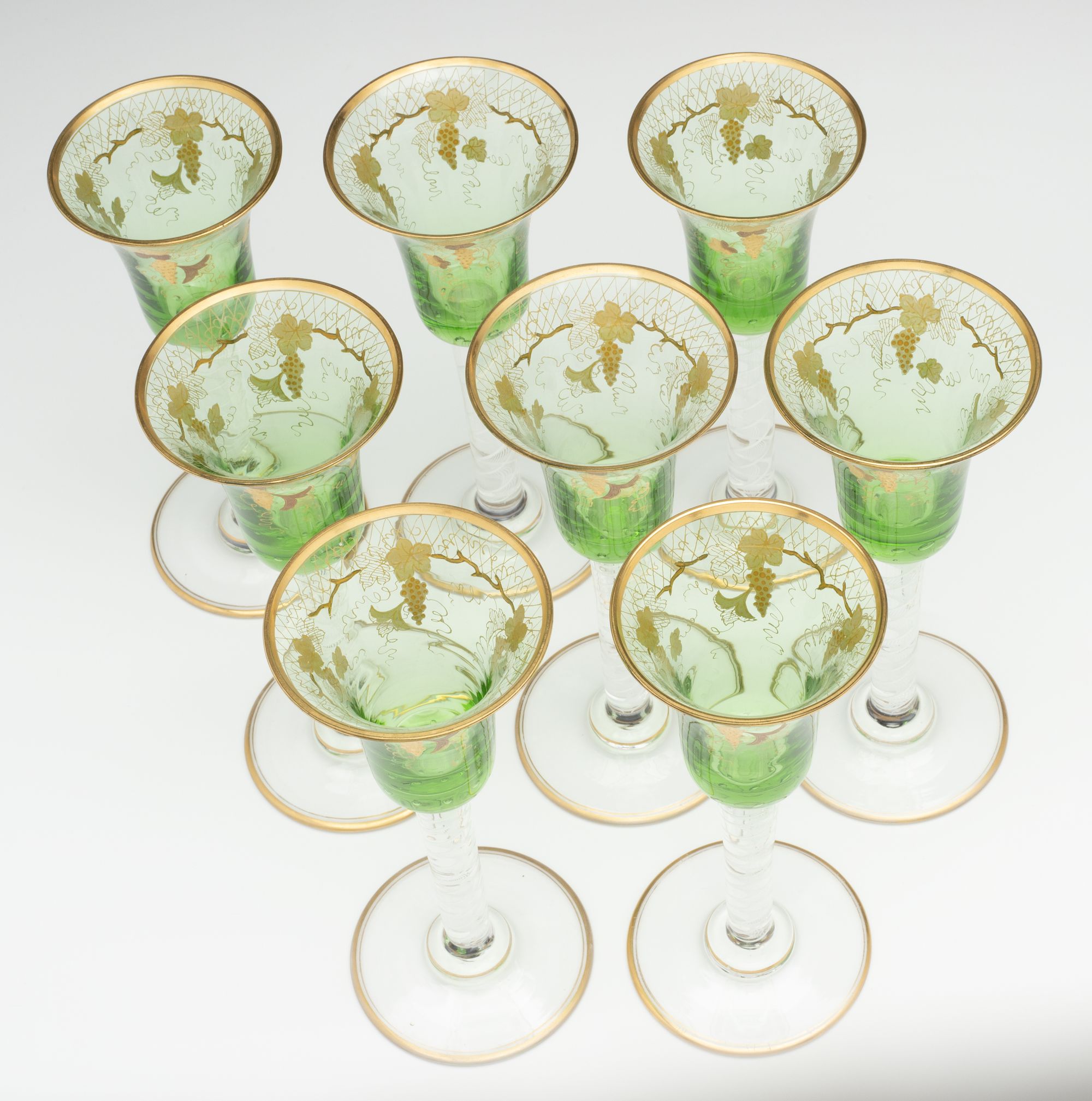 A FRENCH CAMEO GLASS VASE WITH ENAMEL SIGNED DAUM NANCY