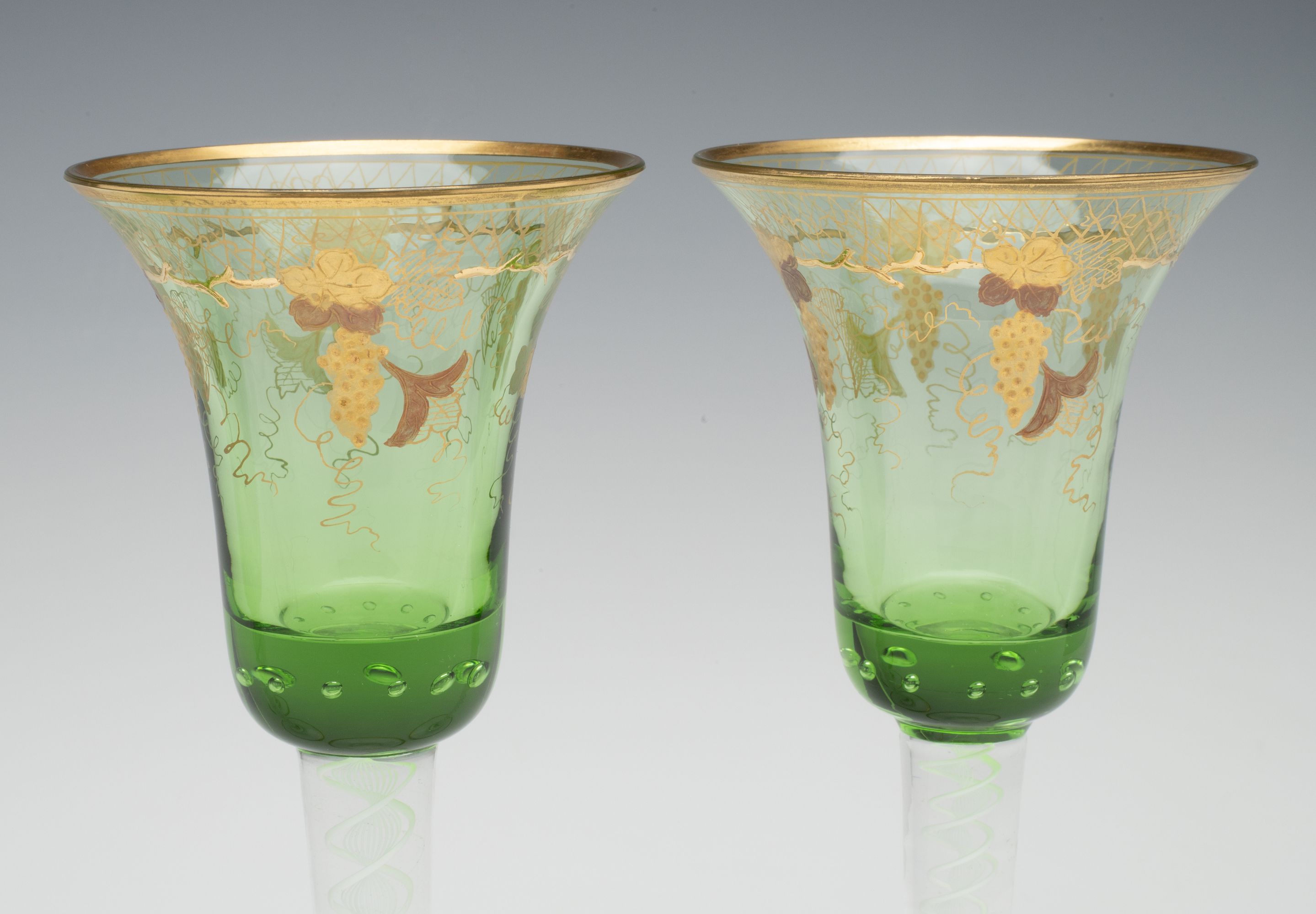 A FRENCH CAMEO GLASS VASE WITH ENAMEL SIGNED DAUM NANCY