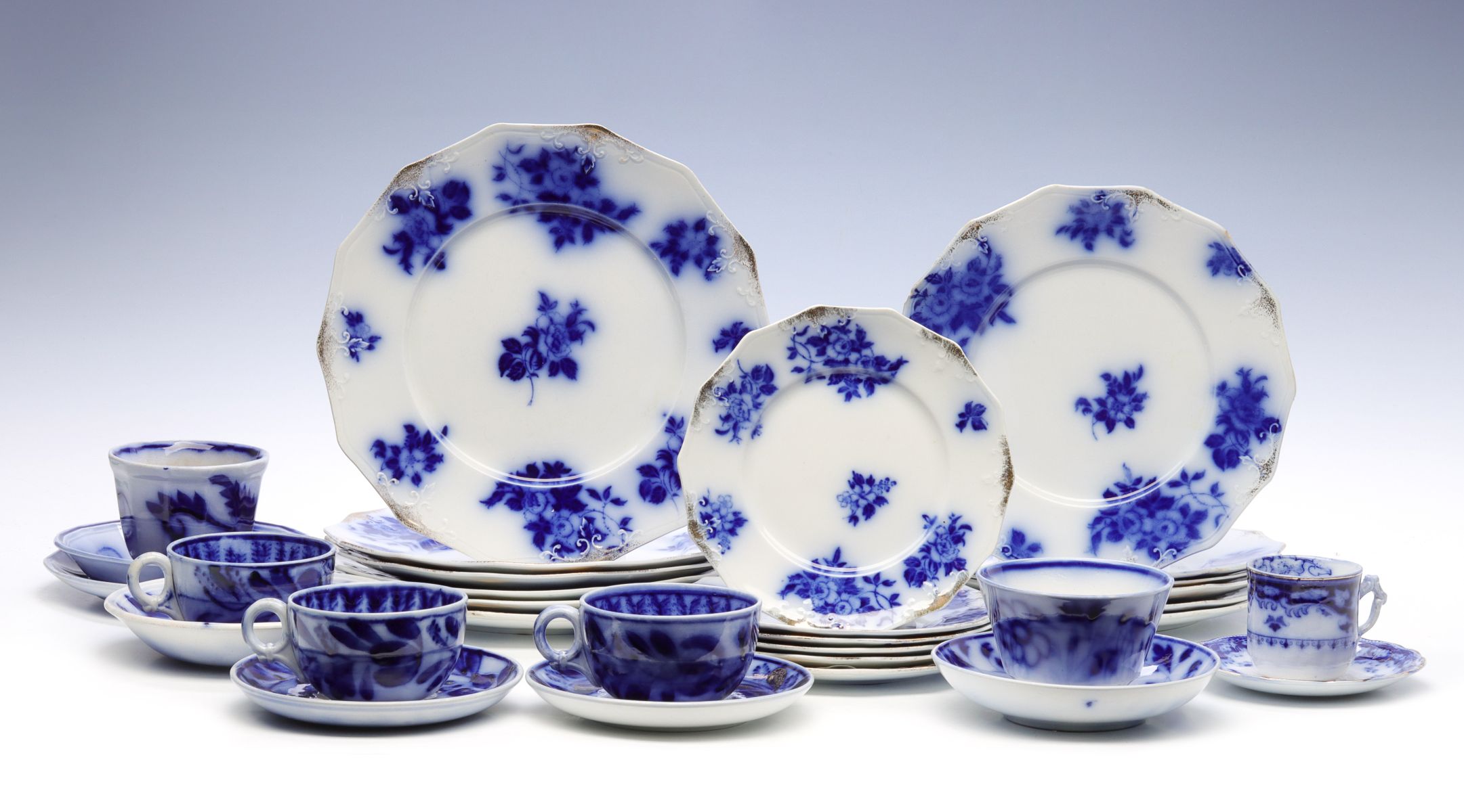 A COLLECTION OF ANTIQUE FLOW BLUE CHINA