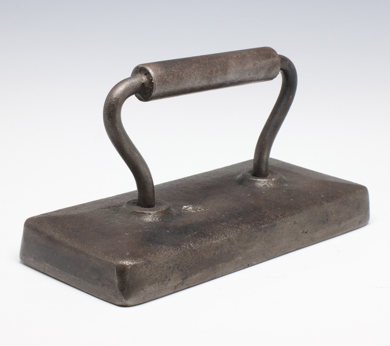 AN ANTIQUE CAST IRON BILLIARDS TABLE IRON