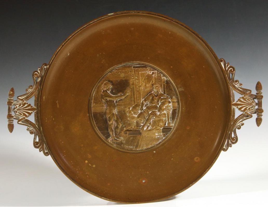 AN E.PICAULT (1833-1915) EGYPTIAN THEME BRONZE TAZZA