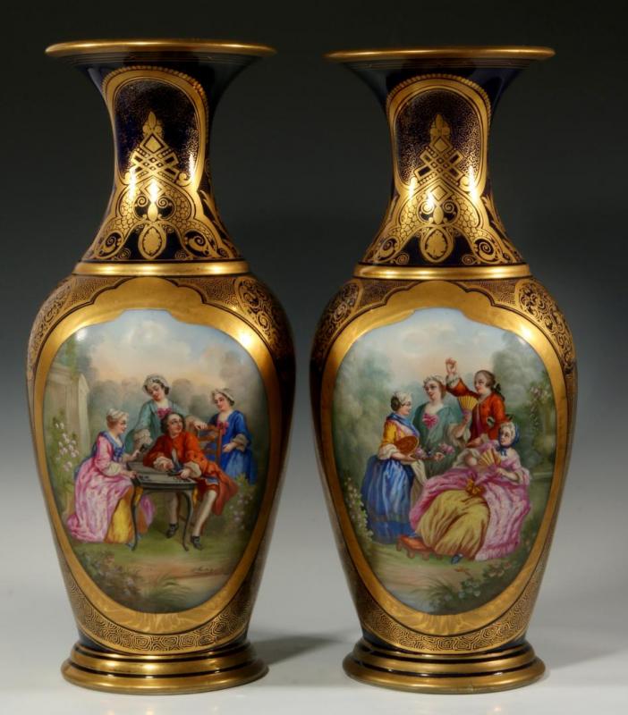 A PAIR OF LARGE 19TH CENTURY FRENCH PORCELAIN VASES