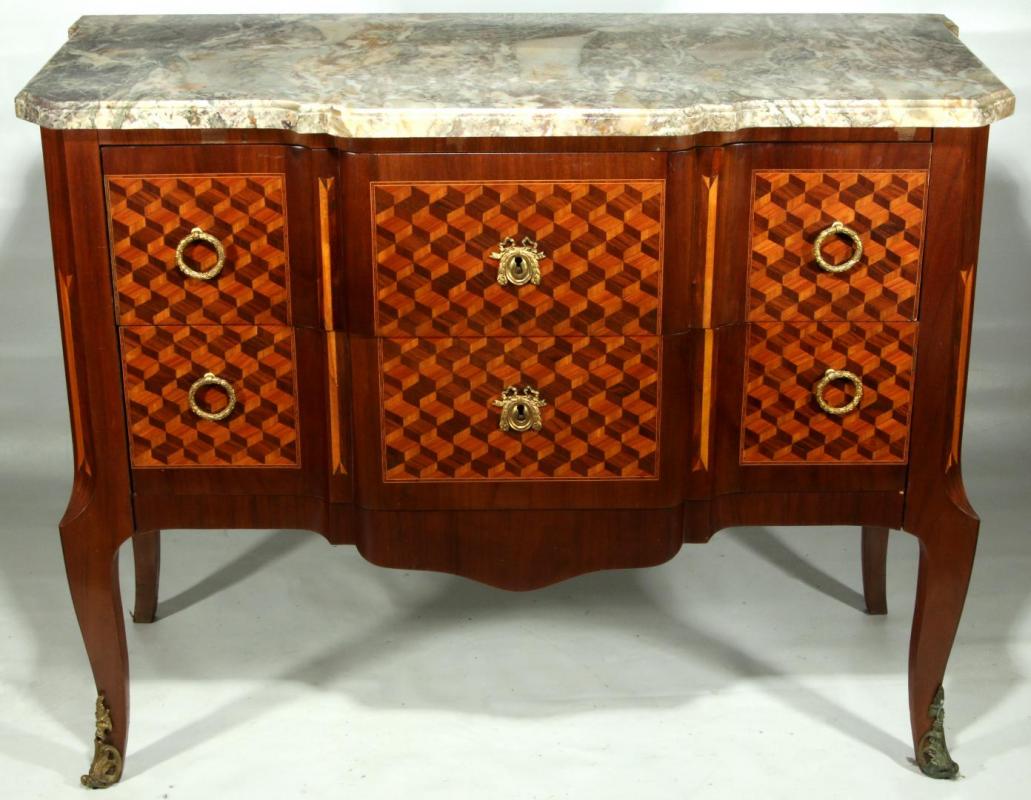 A 19TH C. TRANSITIONAL BRONZE MOUNTED PARQUETRY COMMODE