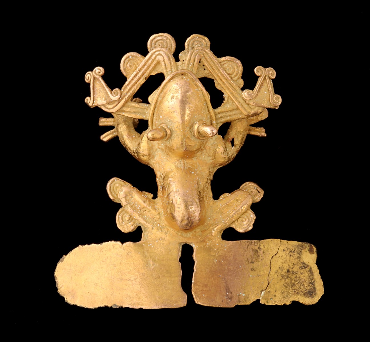 A PRE-COLUMBIAN VERAGUAS GOLD-COPPER PENDANT