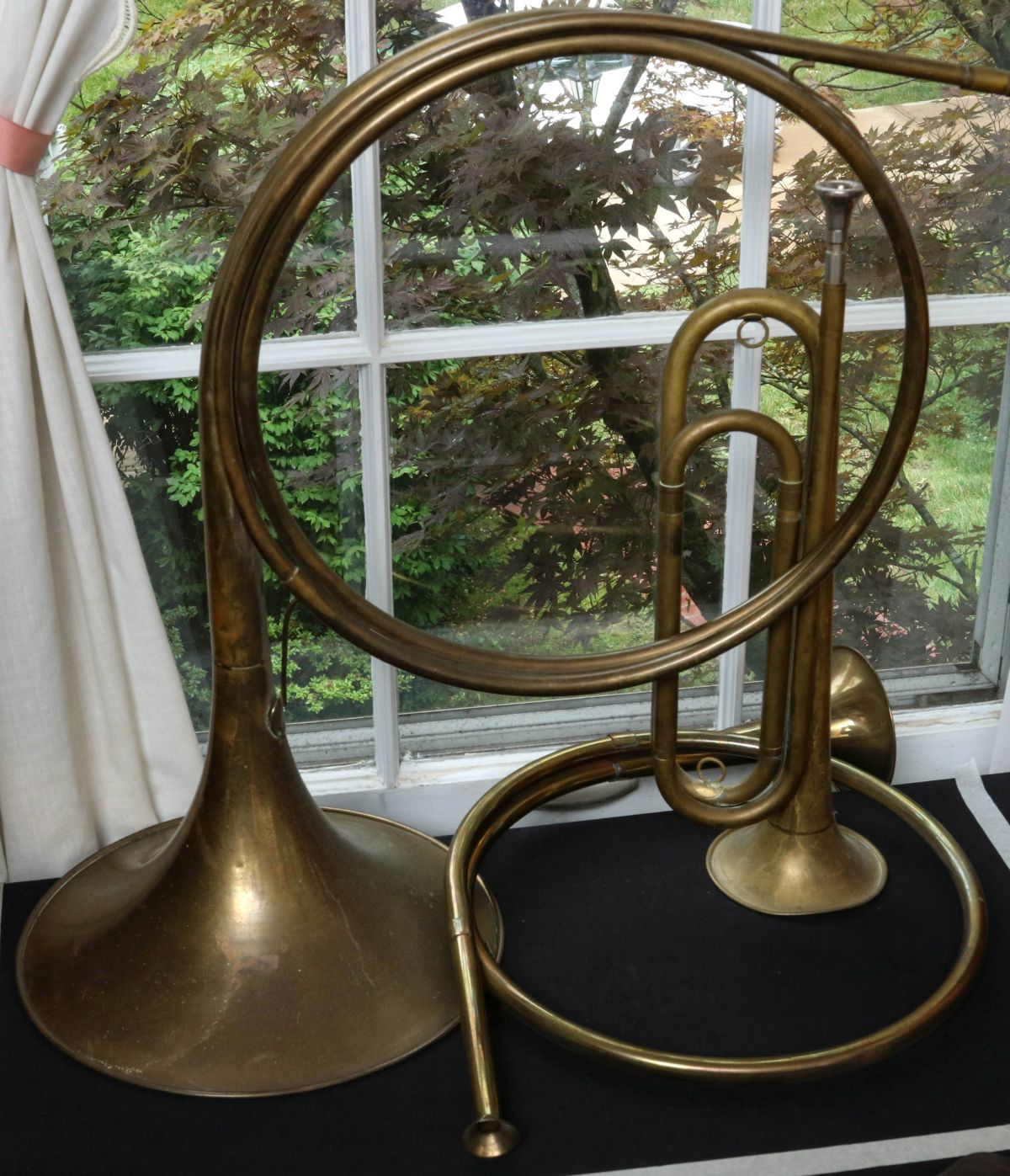 #135: SOLID BRASS BUGLE AND FRENCH HUNTING HORNS