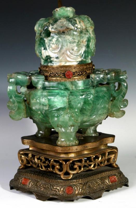 A MASSIVE CHINESE CARVED GREEN QUARTZ TABLE LAMP