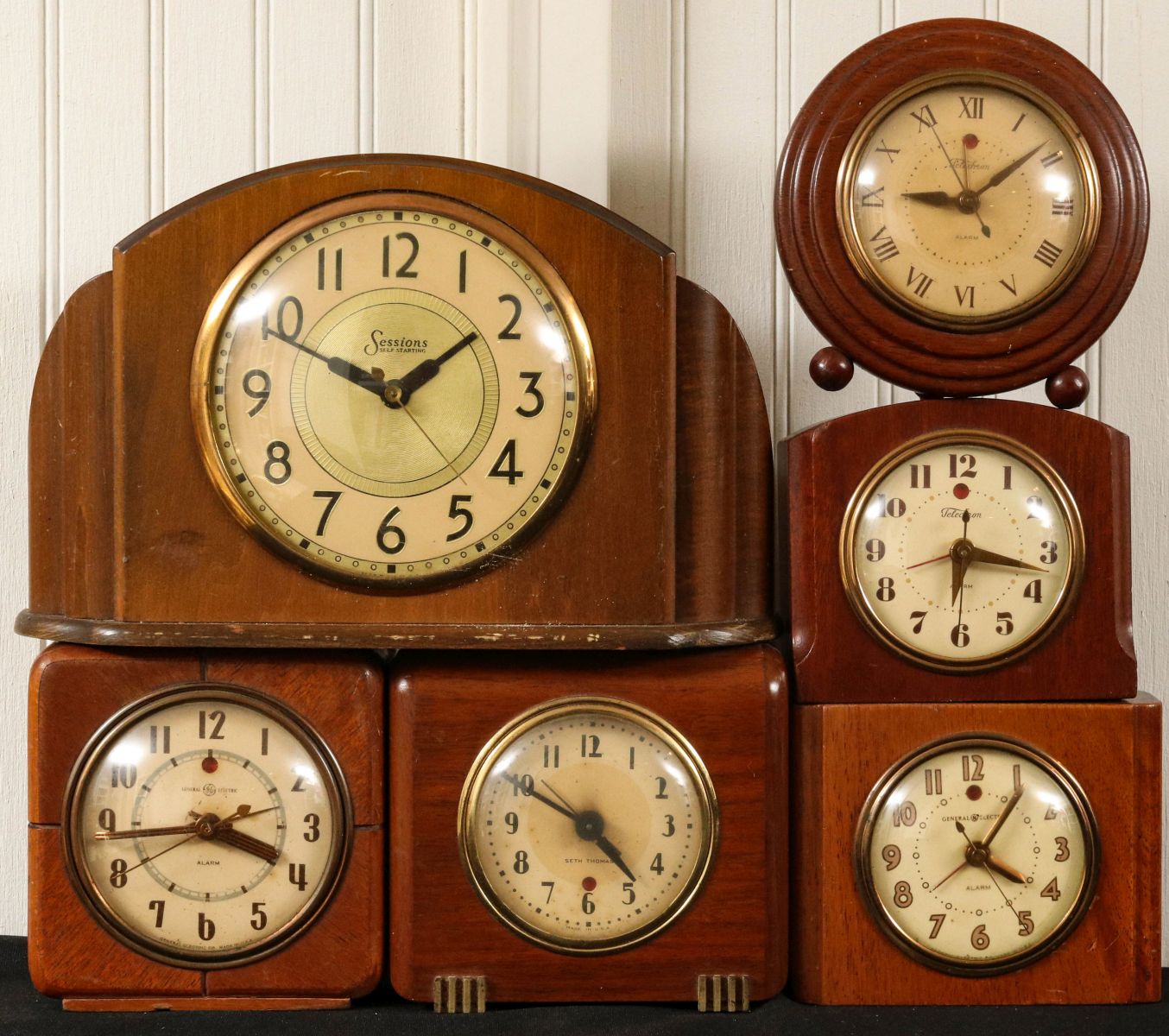 SIX 1930s ART DECO INFLUENCE WOOD CASE CLOCKS