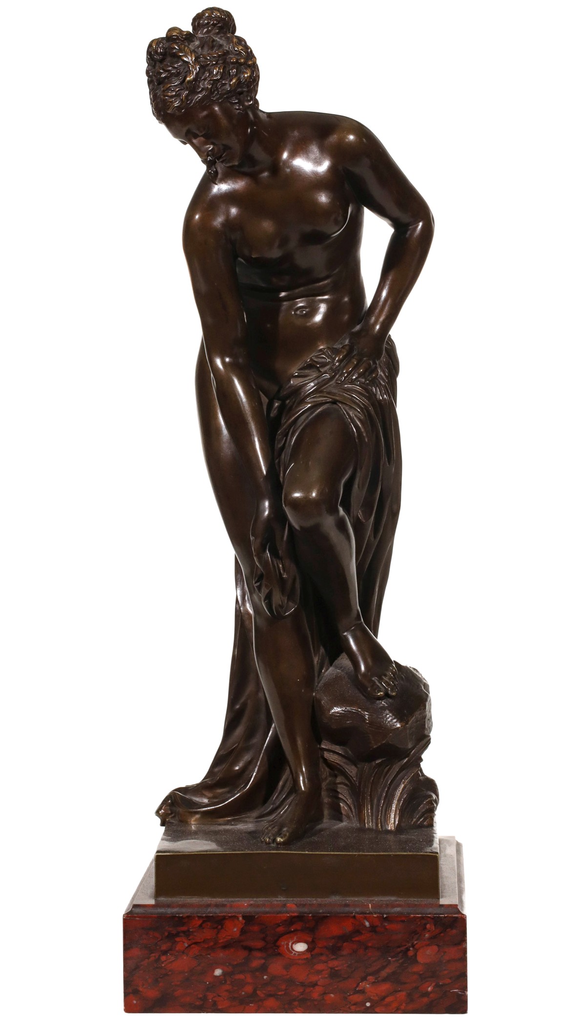 A FINE 19C. BRONZE OF VENUS AS A BATHER AFTER ALLEGRAIN