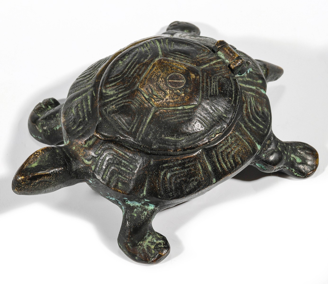 A HEAVY BRASS OR BRONZE TURTLE ASH RECEIVER C. 1900