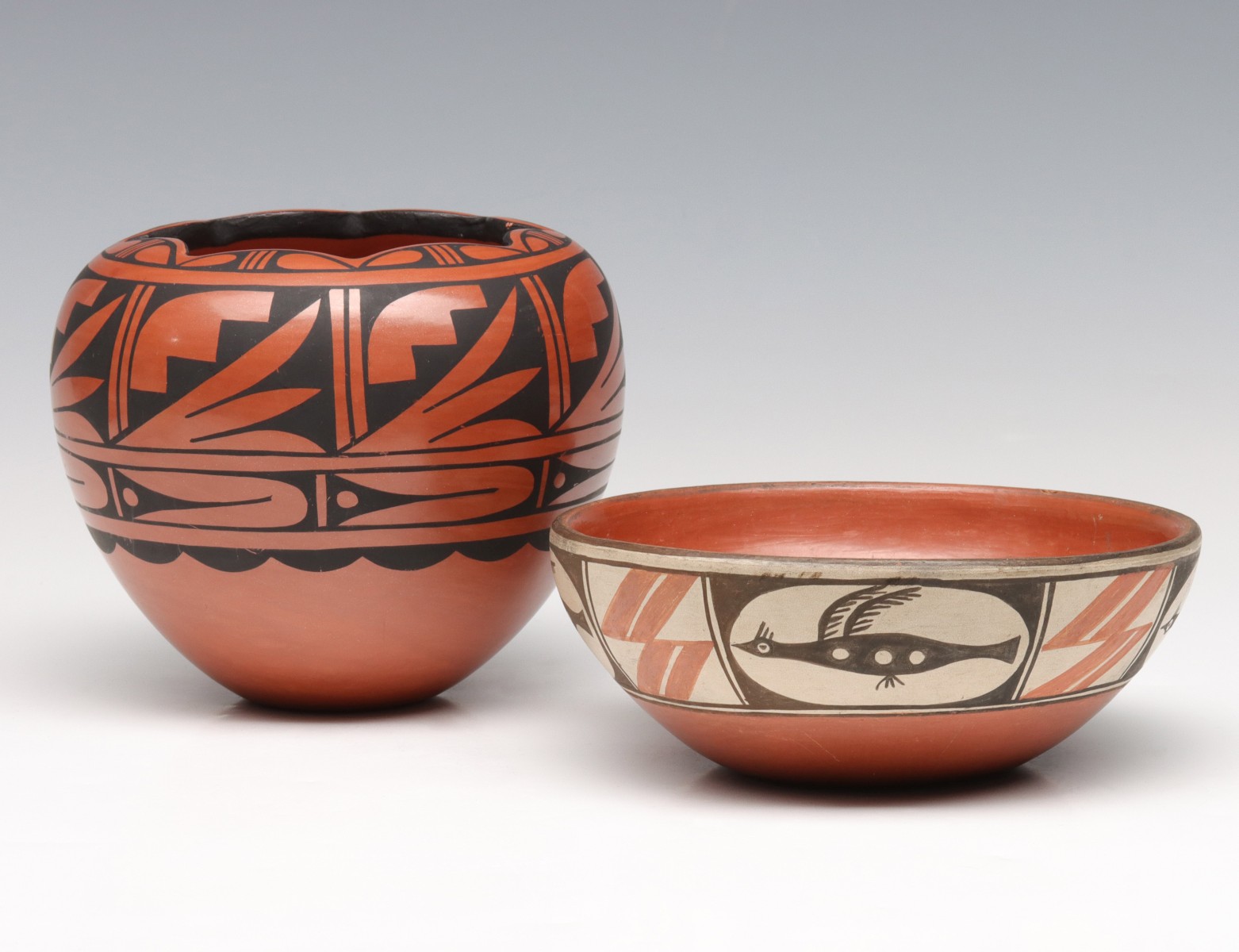 CONTEMPORARY JEMEZ AND ZIA PUEBLO POTTERY