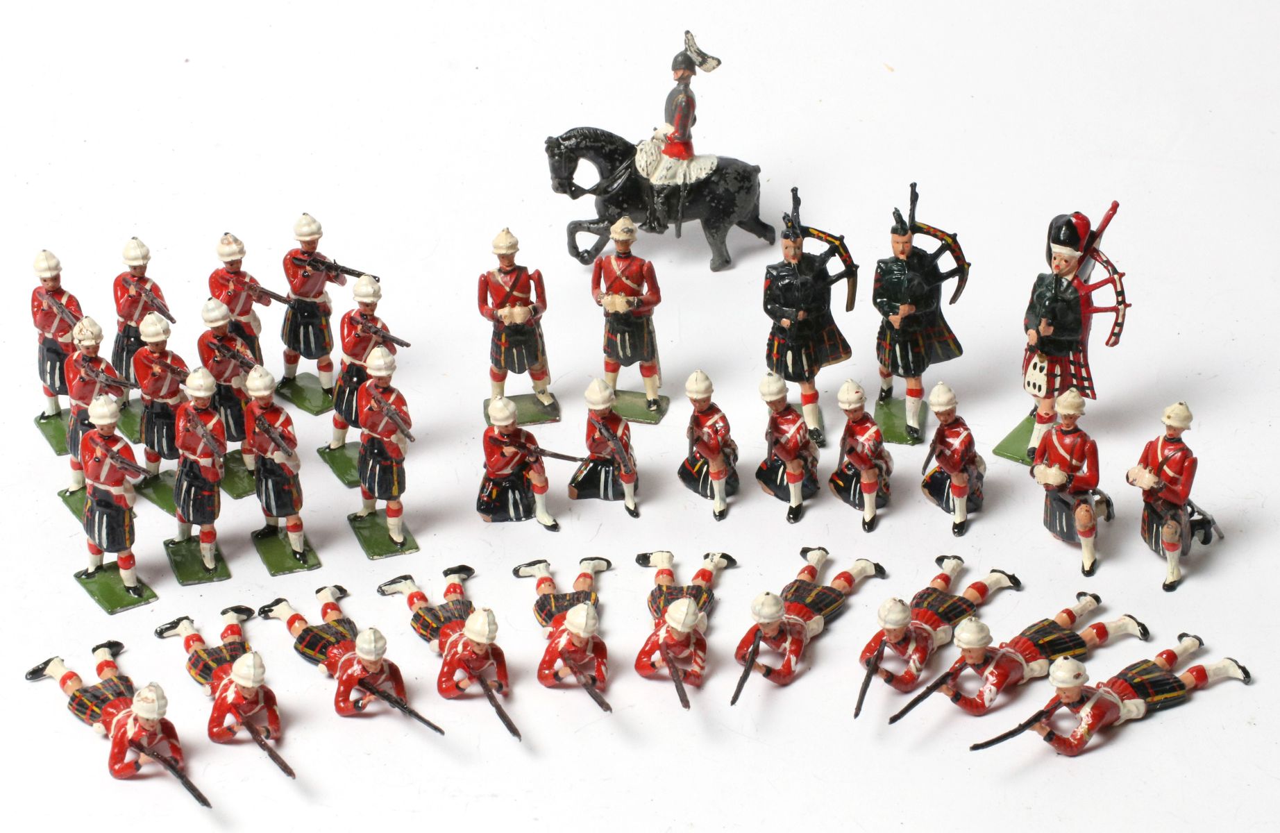 A COLLECTION UN-BOXED BRITAINS CAMERON HIGHLANDERS