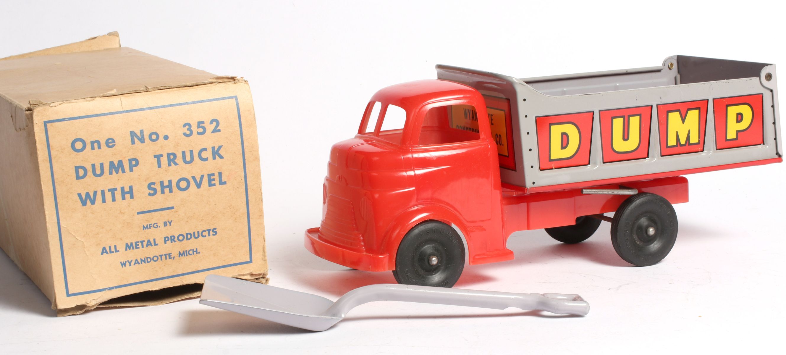 A WYANDOTTE DUMP TRUCK WITH SHOVEL NO. 352 IN BOX