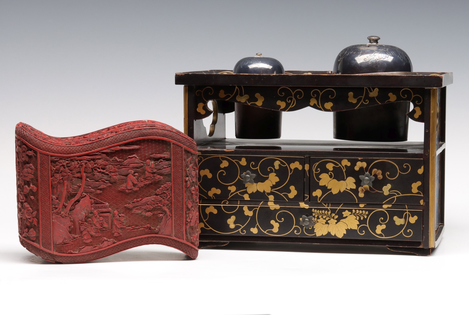 ANTIQUE CINNABAR BOX AND TABAKO BON SMOKING BOX