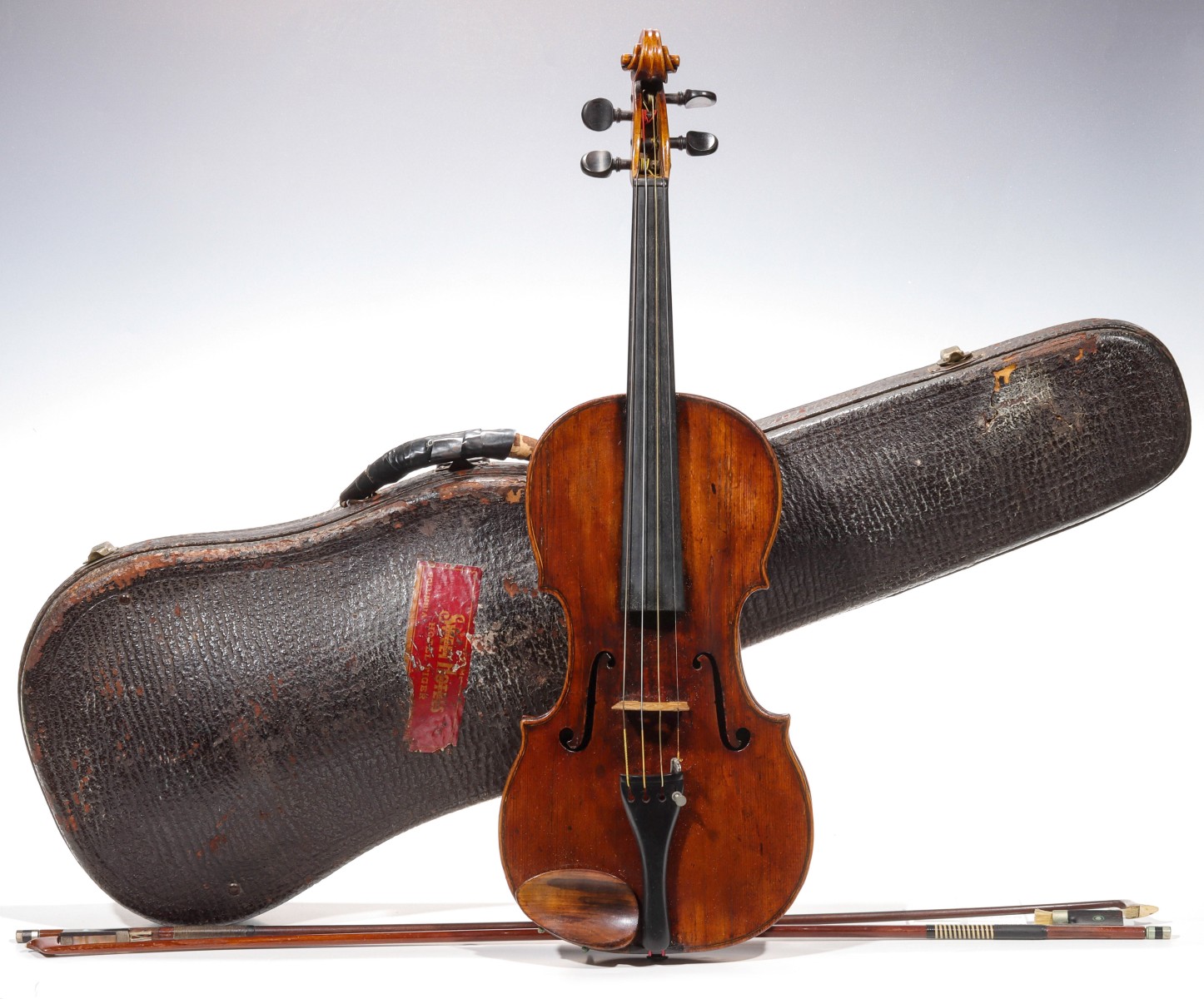 AN 18TH CENTURY AUSTRIAN VIOLIN SIGNED GANDL