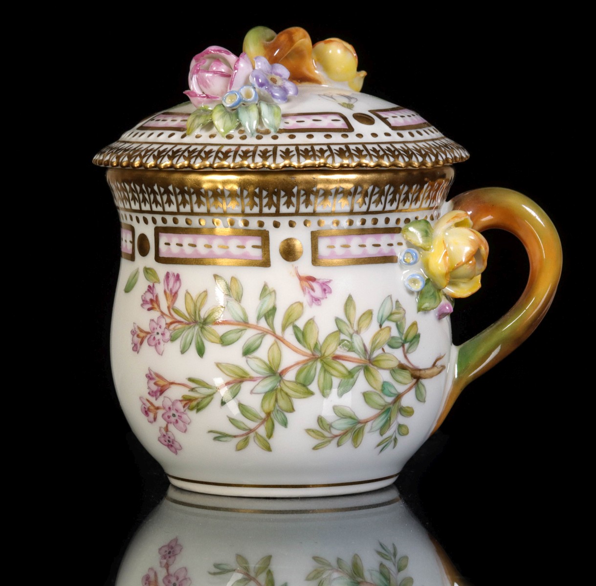 A ROYAL COPENHAGEN FLORA DANICA MUSTARD POT 3589