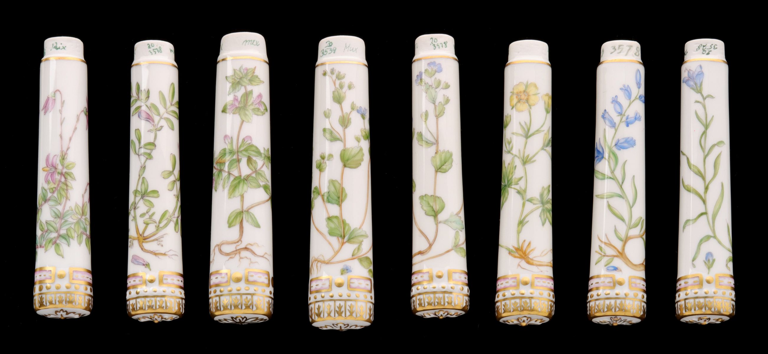 EIGHT ROYAL COPENHAGEN FLORA DANICA UTENSIL HANDLES