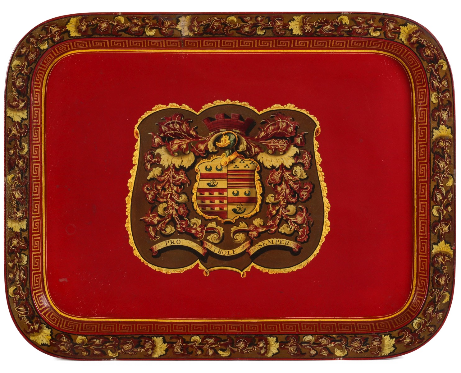 AN IMPRESSIVE CHINESE EXPORT ARMORIAL LACQUER TRAY