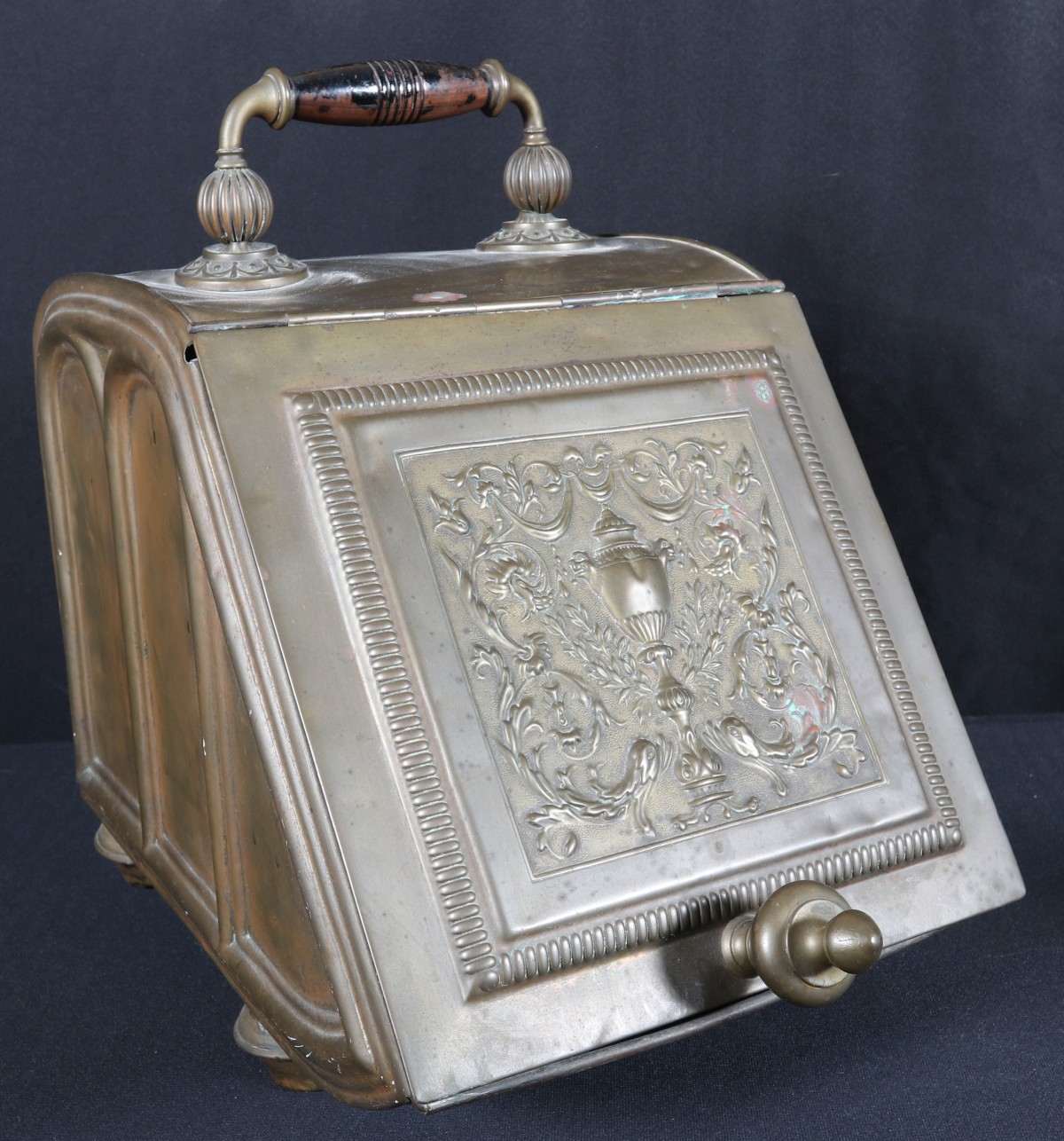 ANTIQUE BRASS COAL HOD WITH EMBOSSED FRONT