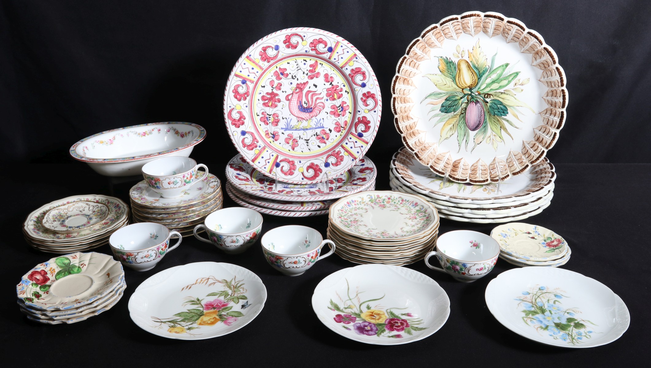 ITALIAN POTTERY AND OTHER DISHES