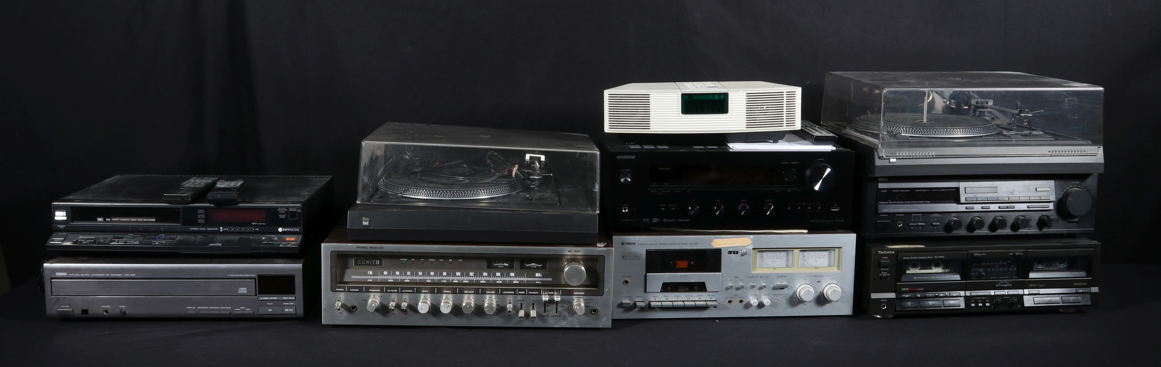 VINTAGE ELECTRONICS INCL DUAL BELT DRIVE TURNTABLE