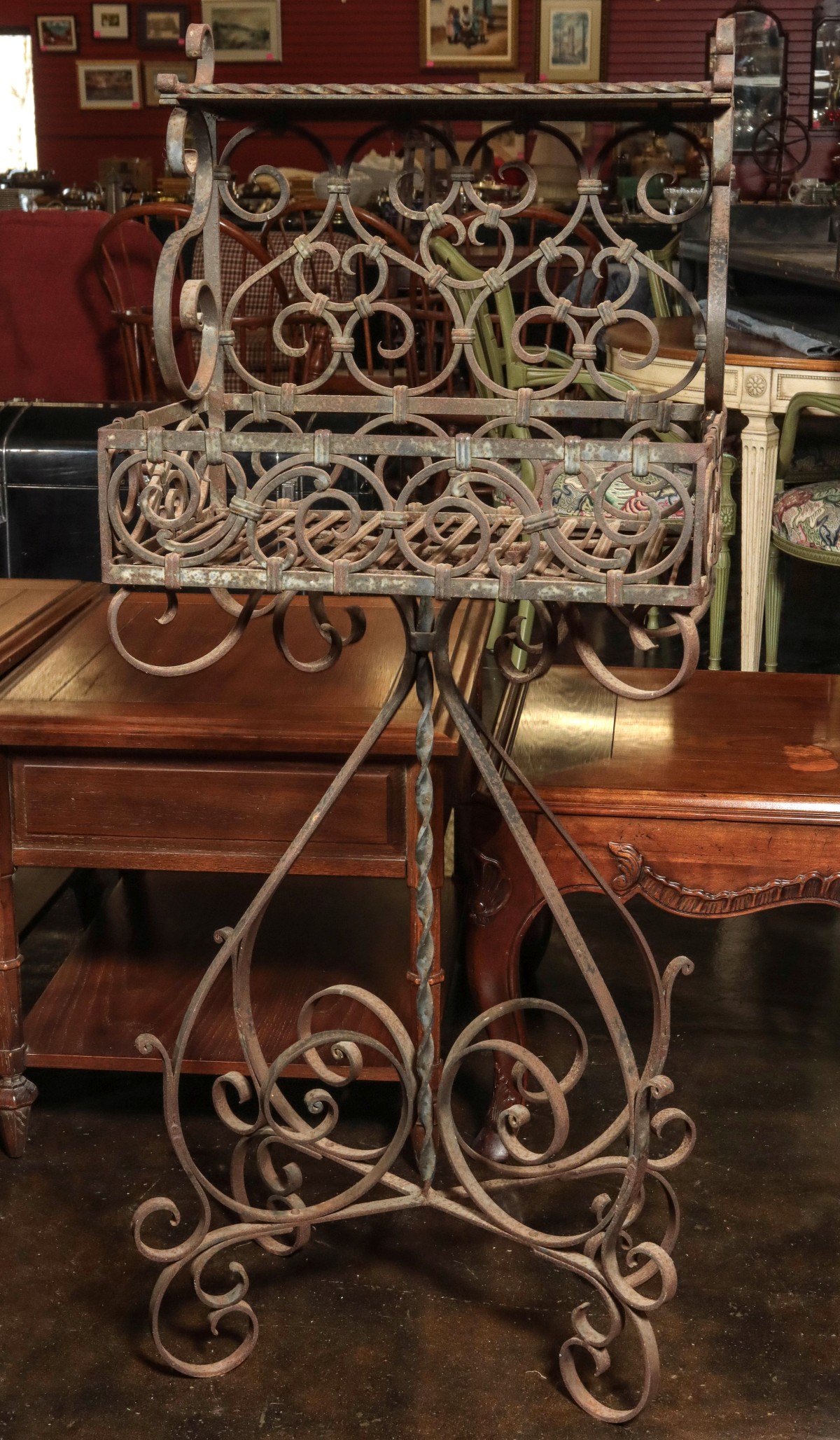 AN INTERESTING VINTAGE WROUGHT IRON PLANT STAND