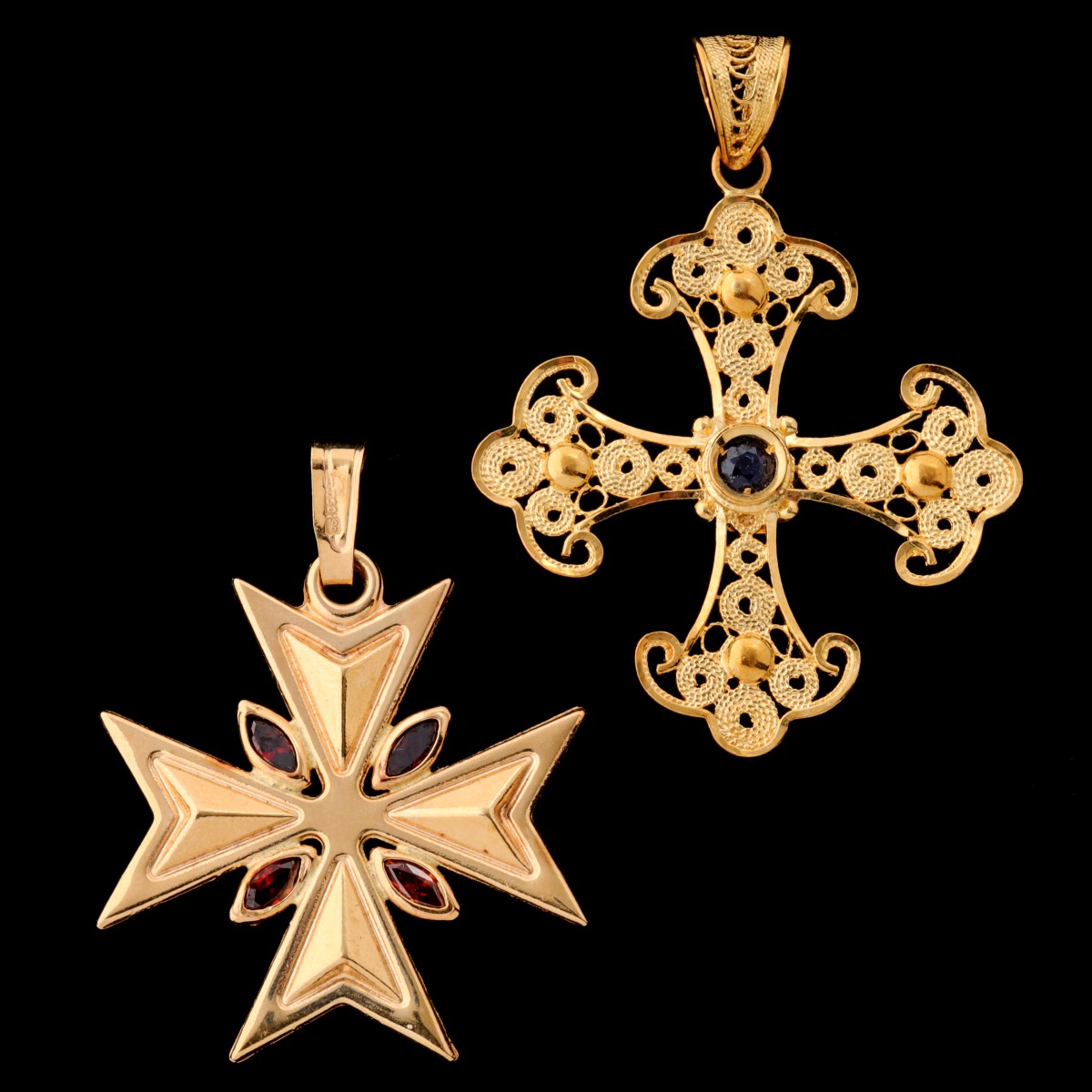 MALTESE AND ORTHODOX MOTIF CROSS PENDANTS IN 18K GOLD