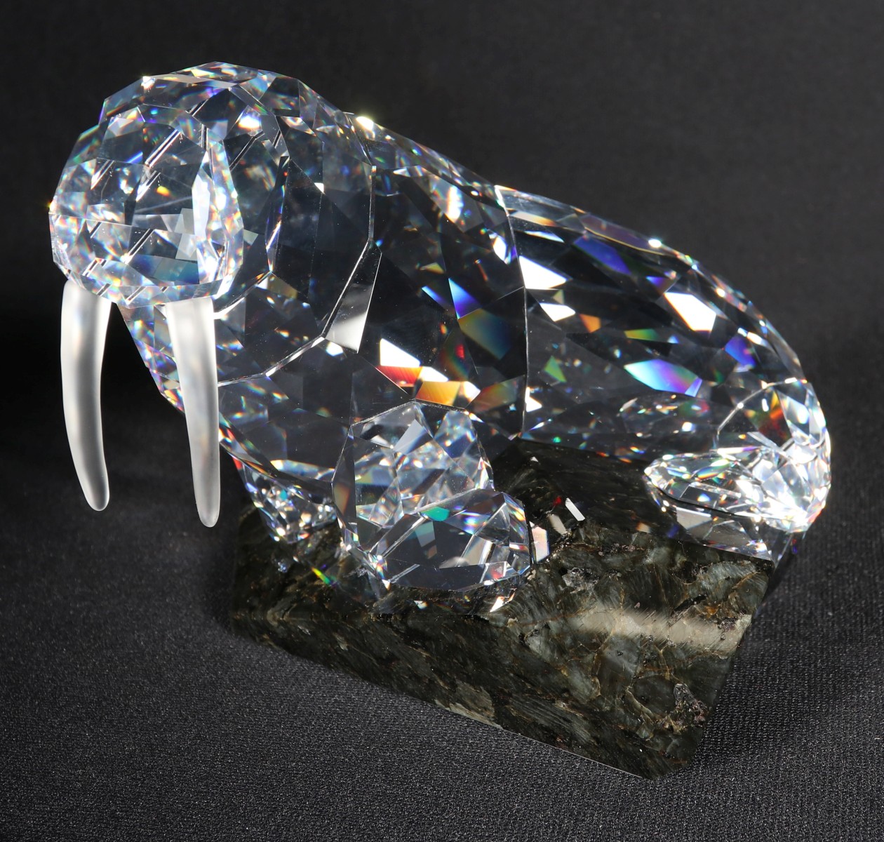 SWAROVSKI CRYSTAL 'WALRUS' WITH BOX