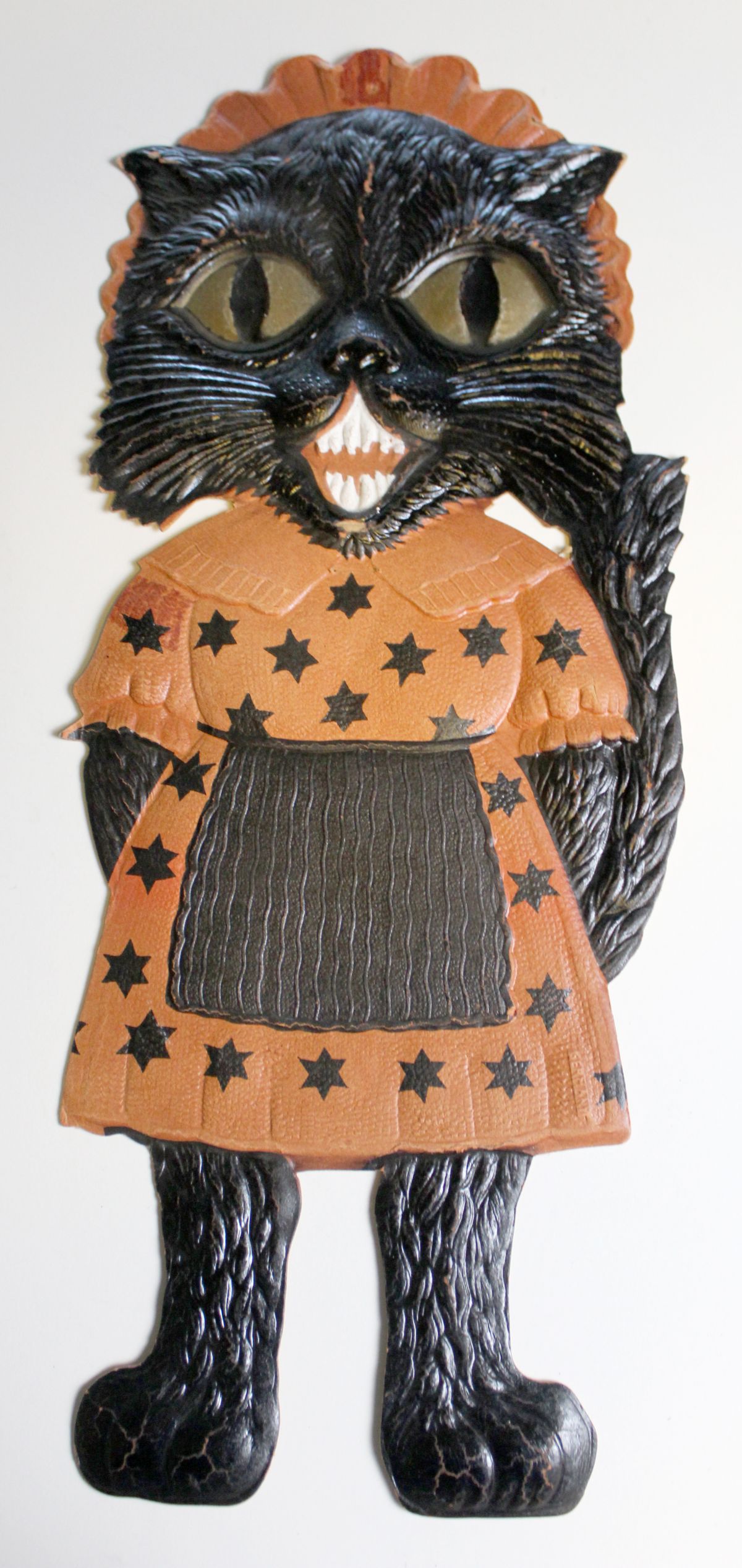 A 19-INCH DIE-CUT GERMAN HALLOWEEN DECORATION