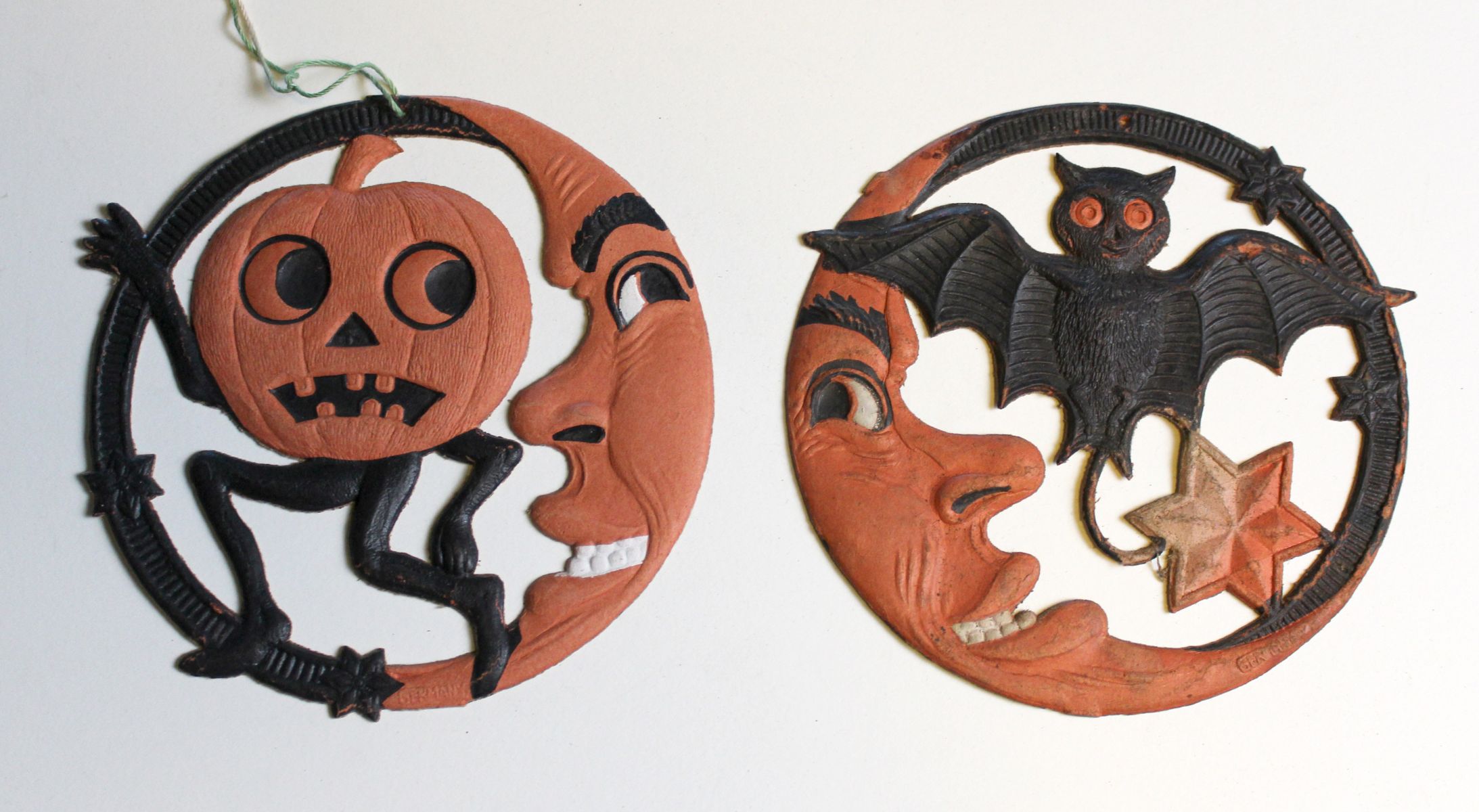 DIE-CUT EMBOSSED HALLOWEEN DECORATIONS MKD GERMANY