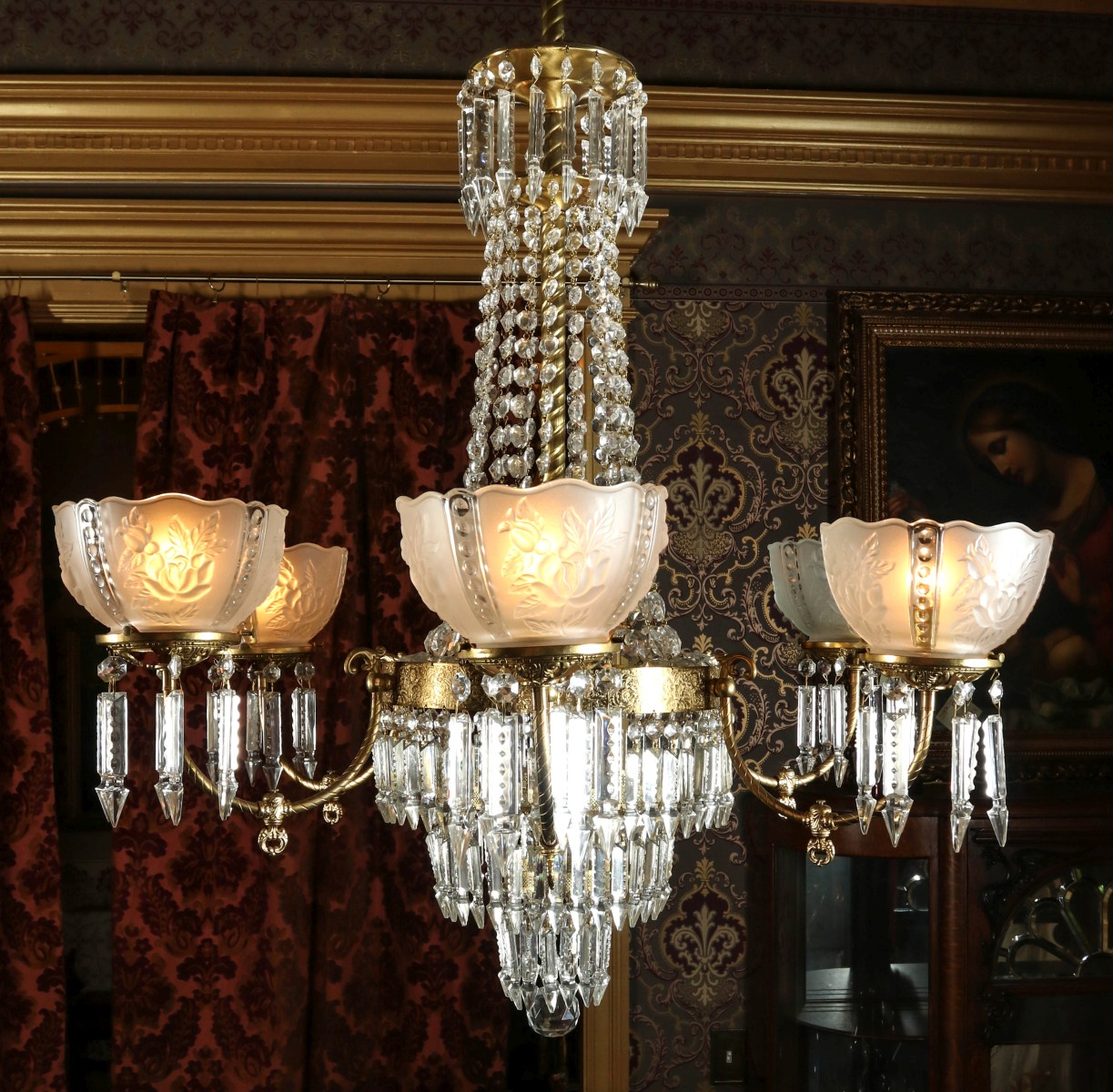 A MODERN REPRODUCTION SIX ARM GASOLIER CHANDELIER