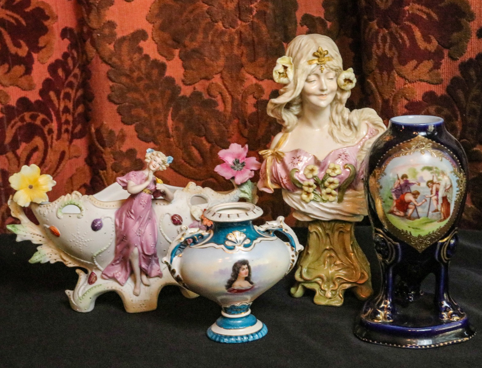 AUSTRIAN AND OTHER CONTINENTAL PORCELAIN PIECES