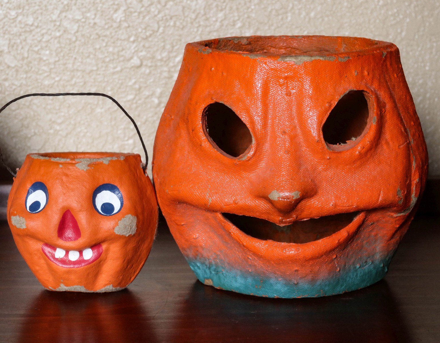 TWO VINTAGE PAPIER MACHE HALLOWEEN JACK-O-LANTERNS