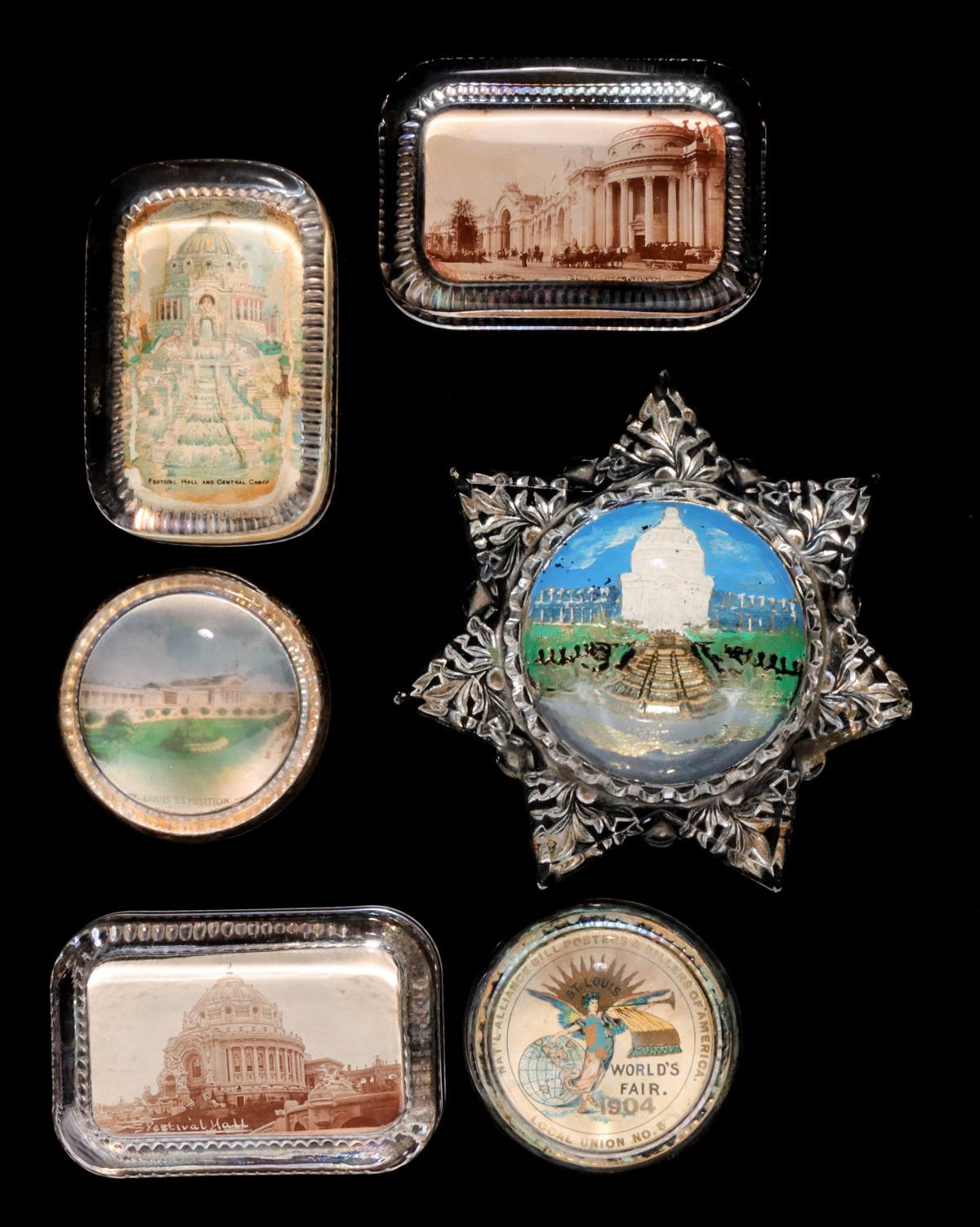 A COLLECTION OF 1904 WORLD'S FAIR GLASS PAPERWEIGHTS