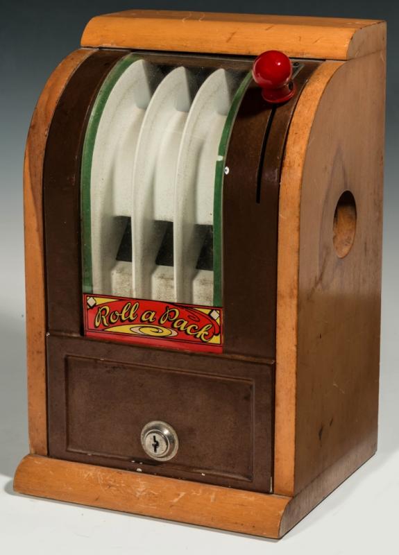 C. 1940 VICTOR 'ROLL A PACK' DICE TRADE STIMULATOR