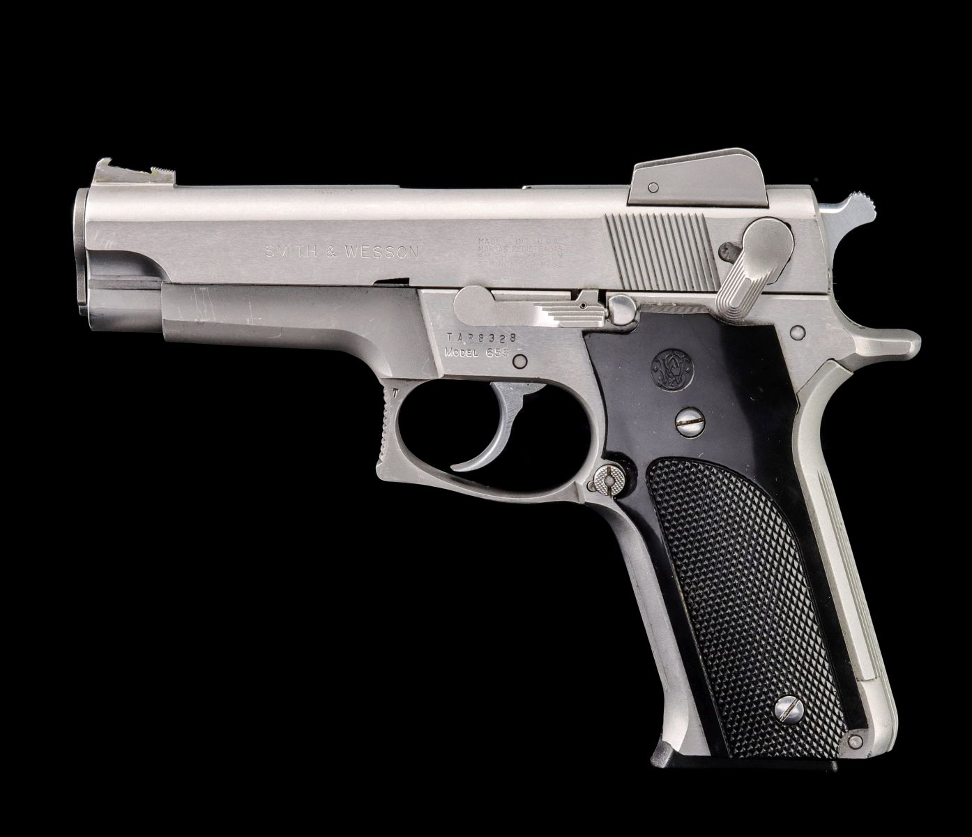 A SMITH & WESSON 9MM MODEL 659 SEMI-AUTOMATIC PISTOL