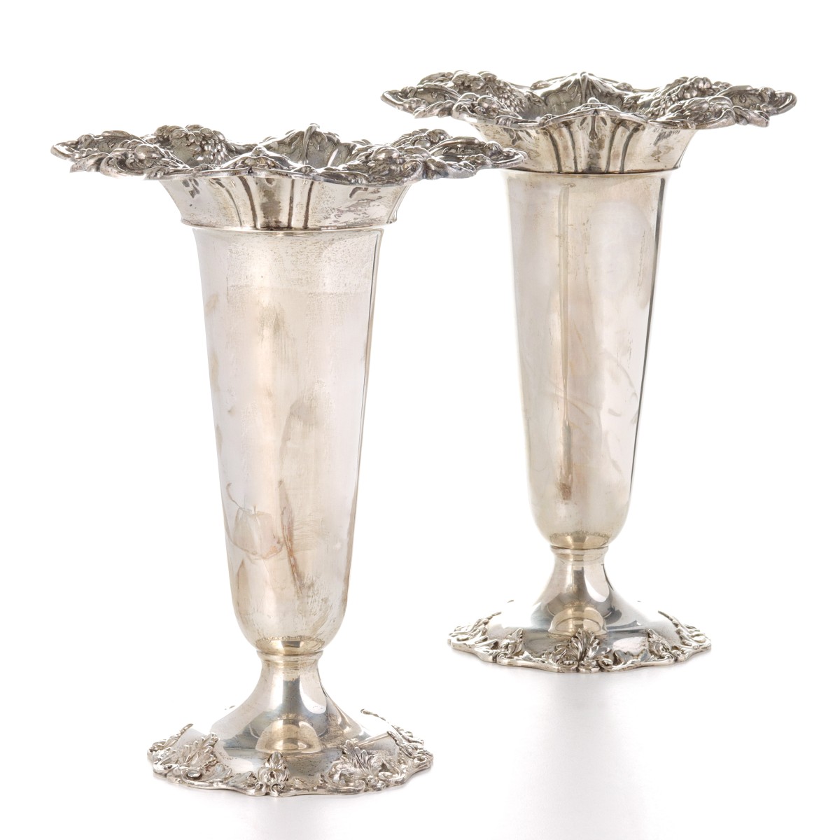 RARE REED & BARTON FRANCIS I STERLING FLOWER VASE PAIR