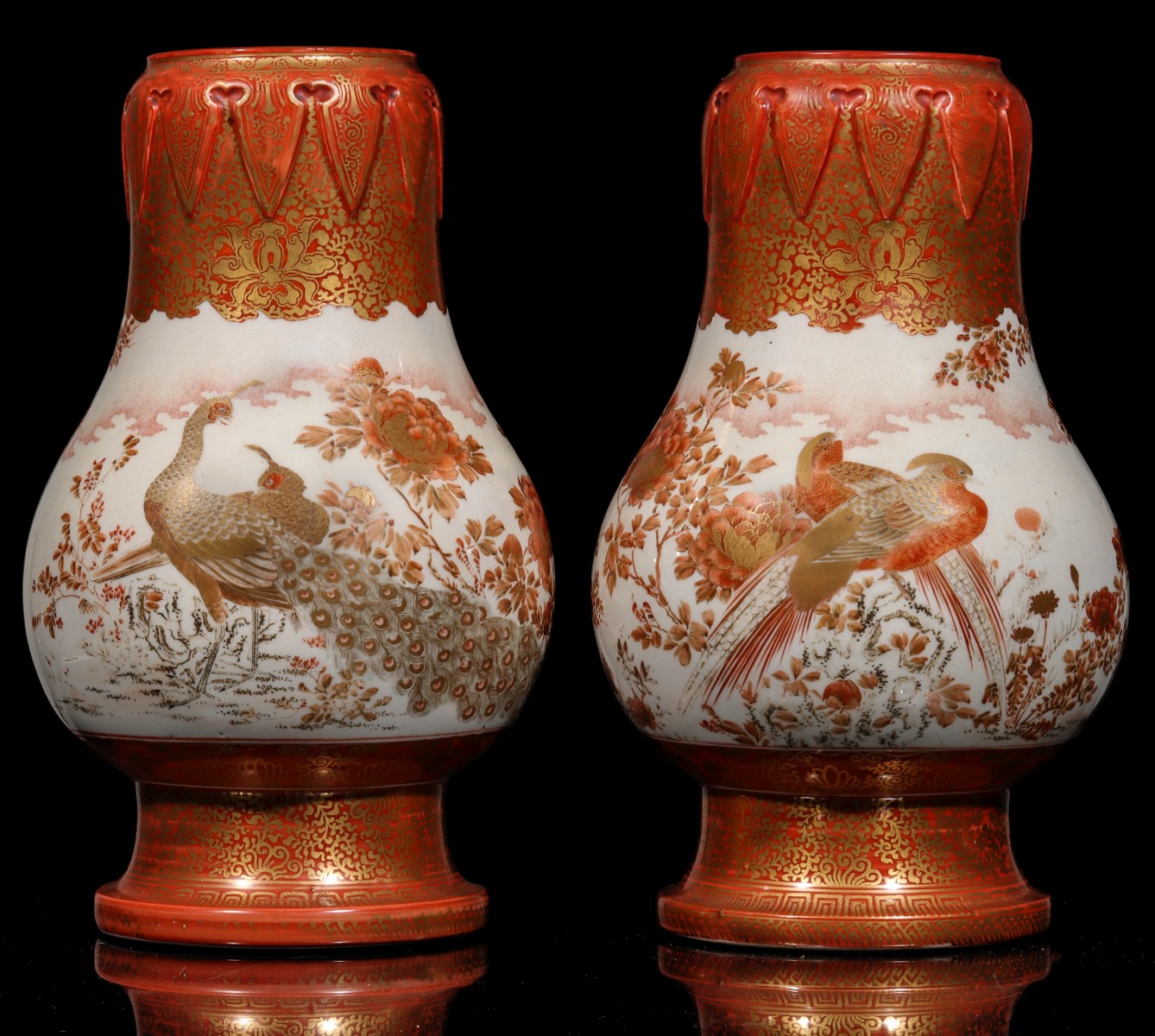 A PAIR 19TH CENTURY JAPANESE KUTANI PORCELAIN VASES