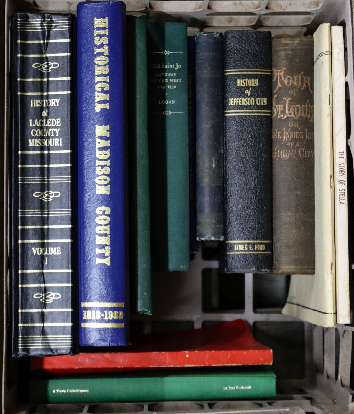 JEFF CITY, ST. LOUIS AND MISSOURI HISTORY BOOK LOT