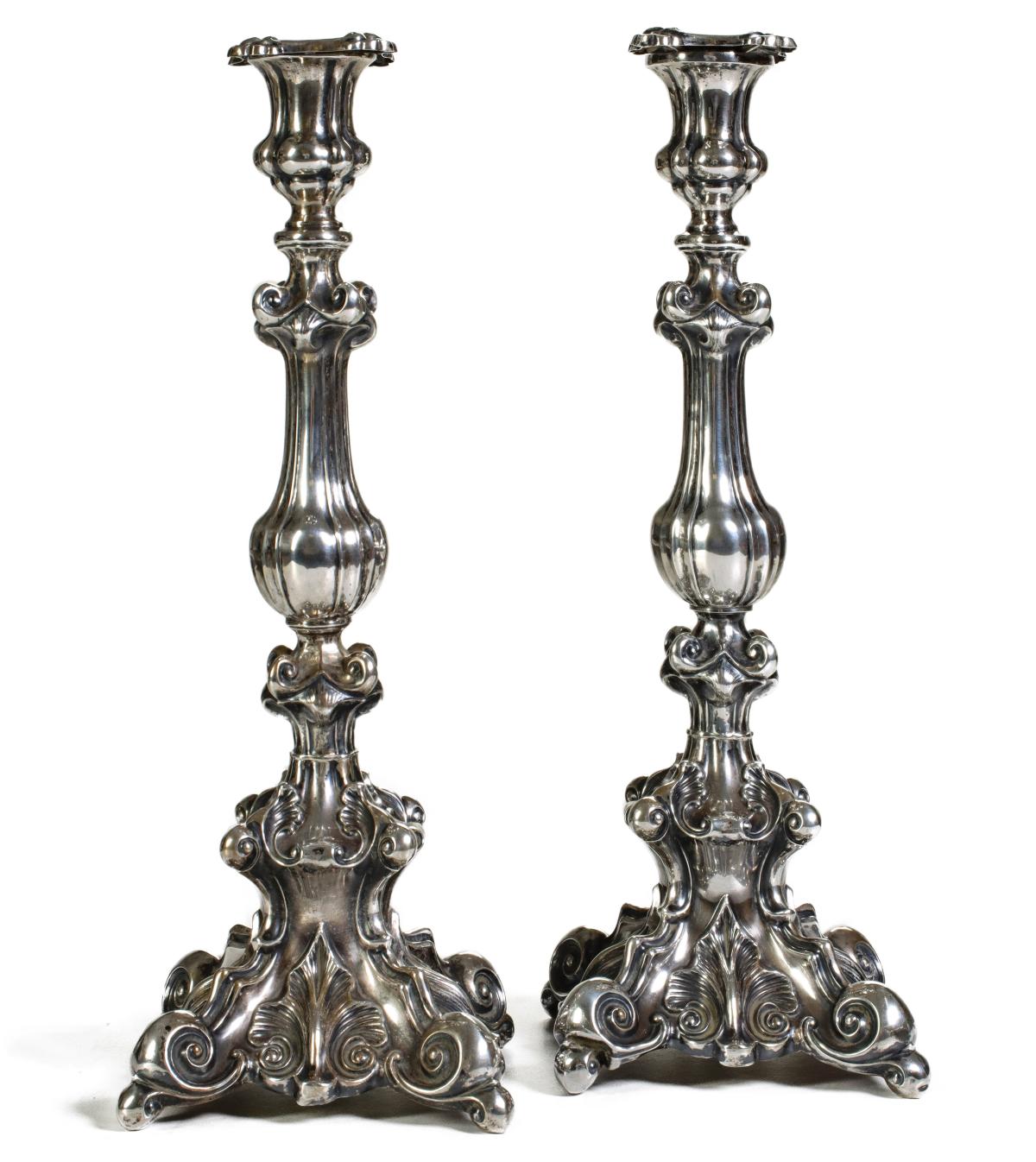 A PAIR 19TH CENTURY CONTINENTAL STERLING CANDLESTICKS