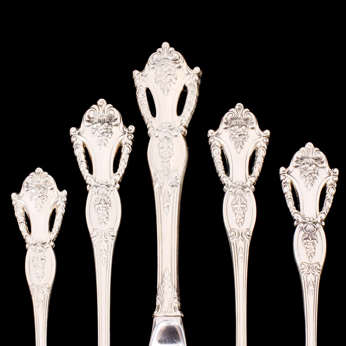 TUTTLE BEAUVOIR PATTERN STERLING FLATWARE SERVICE