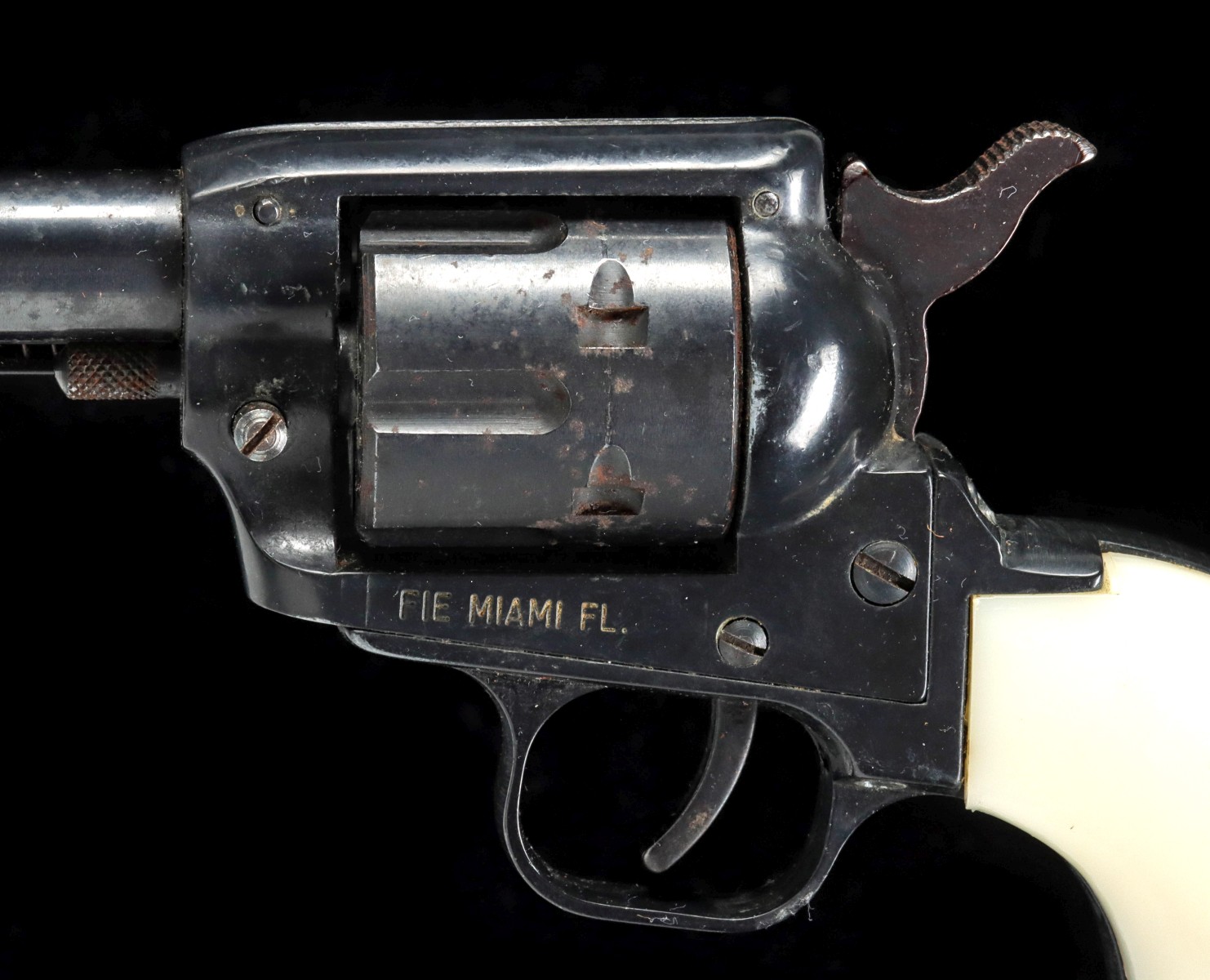 FIE .22 CAL E15 SINGLE-ACTION REVOLVER