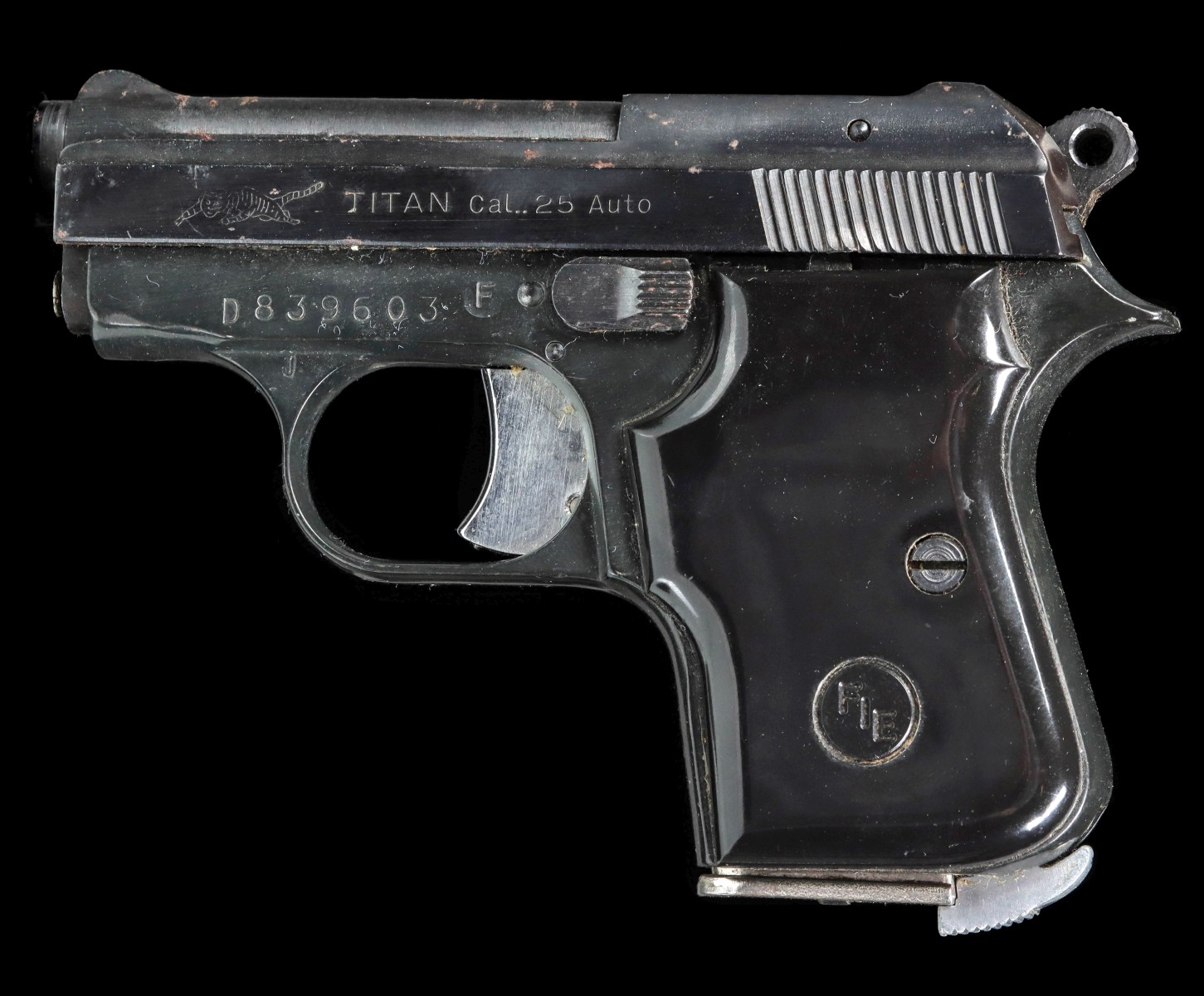 FIE 25 AUTO TITAN SEMI-AUTO PISTOL