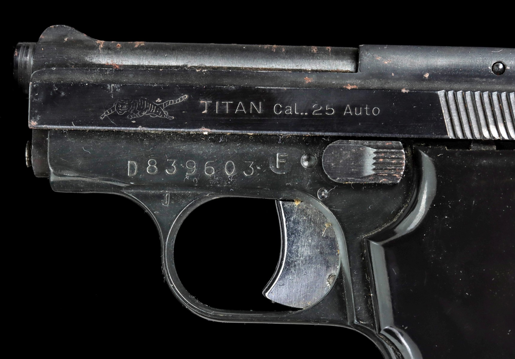 FIE 25 AUTO TITAN SEMI-AUTO PISTOL