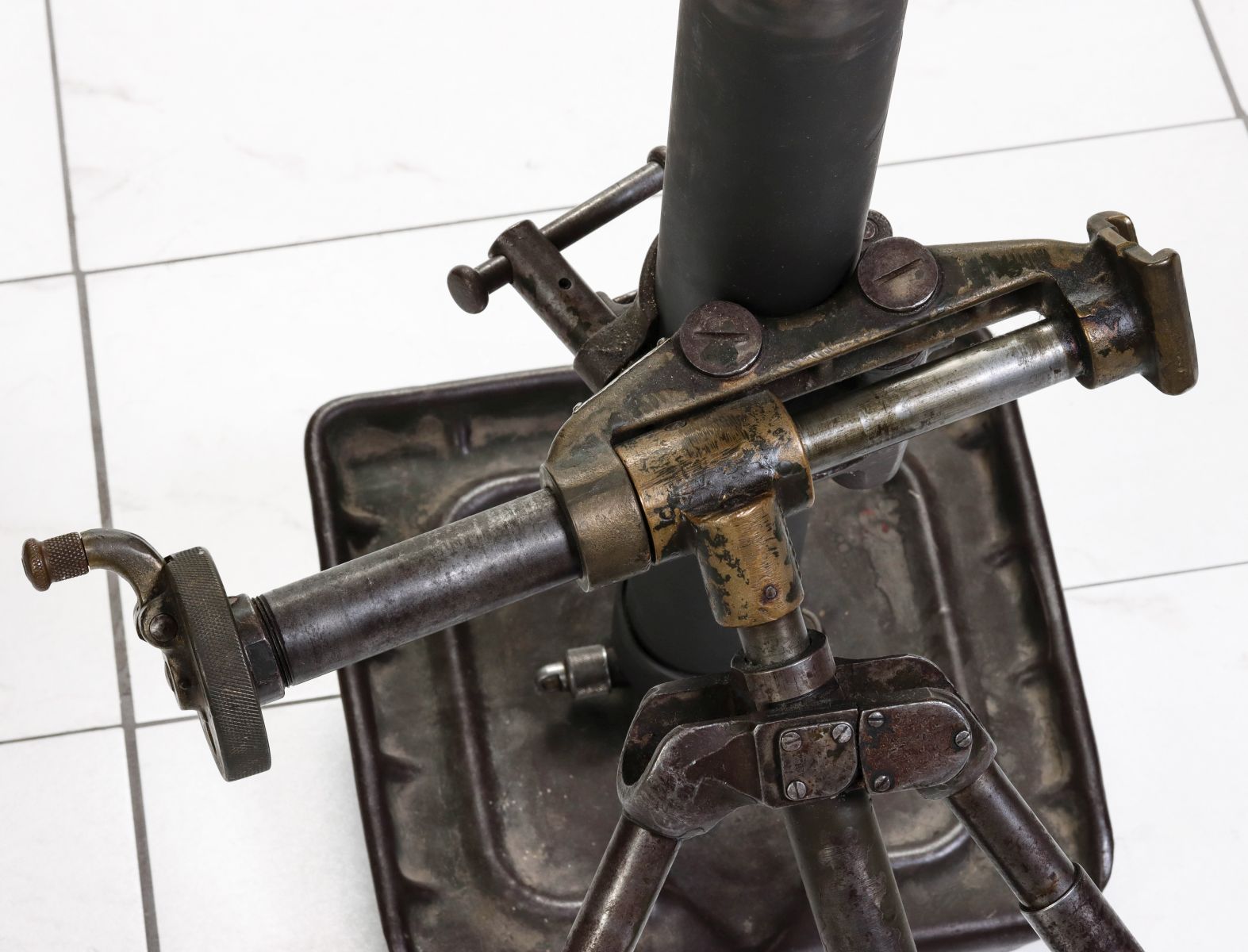 DEMILLED BRANDT M5 60MM MORTAR WITH MOUNT AND SIGHT